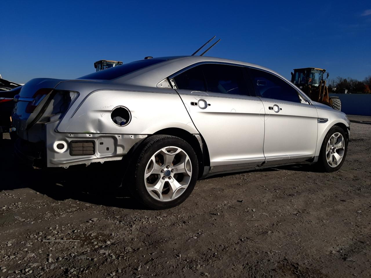 2011 Ford Taurus VIN 1FAHP2EW0BG135597 Copart auction photo, front end / rear end damage thumbnail 3