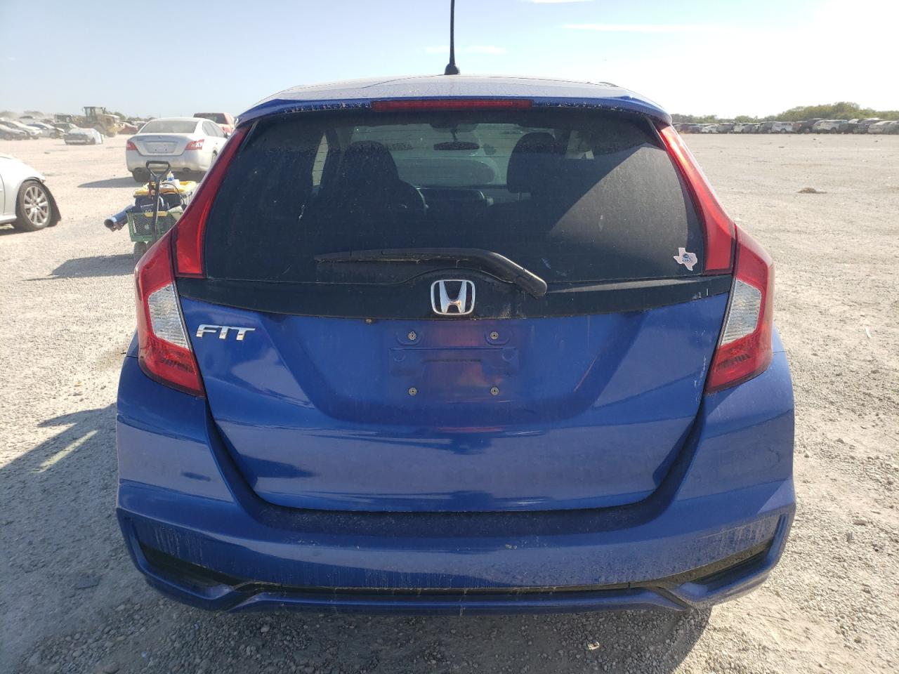2019 Honda Fit VIN 3HGGK5H46KM737539 Copart auction photo, side / minor dent/scratches damage thumbnail 6