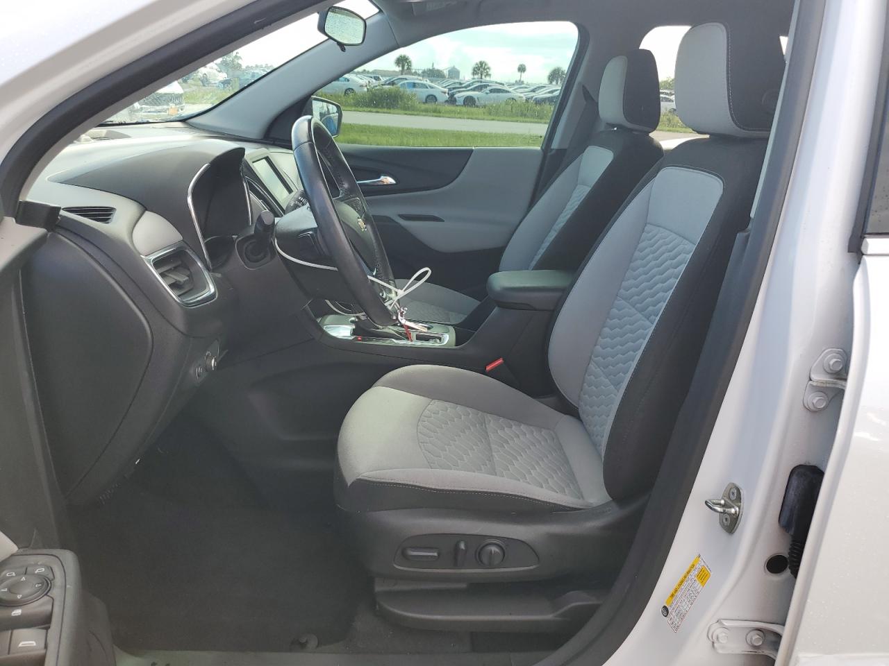 2019 Chevrolet Equinox VIN 2GNAXKEV7K6240843 Copart auction photo, water/flood damage thumbnail 7