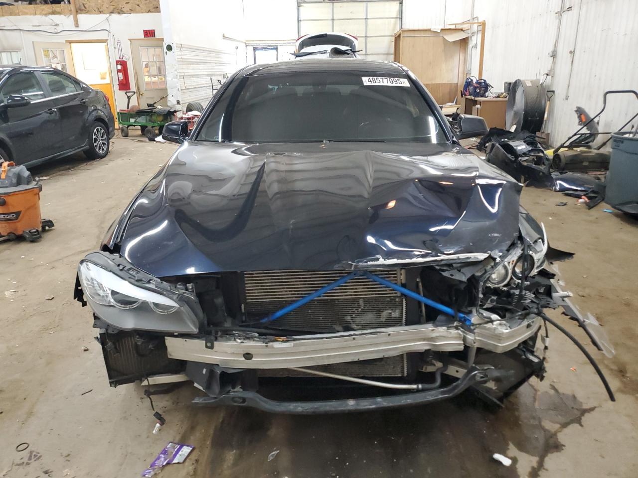 2013 BMW 5er VIN WBAFU9C57DDY70477 Copart auction photo, front end damage thumbnail 5