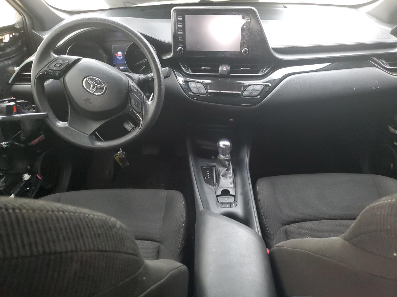 2019 Toyota C-HR VIN JTNKHMBX1K1040308 Copart auction photo, vandalism / stripped damage thumbnail 8