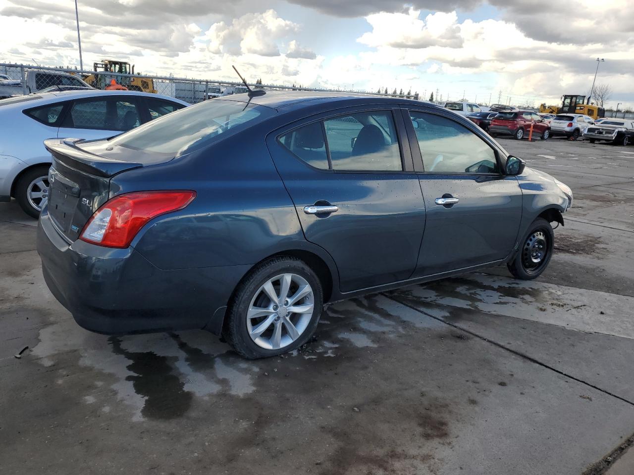 2015 Nissan Versa VIN 3N1CN7AP6FL913170 Copart auction photo, front end damage thumbnail 3
