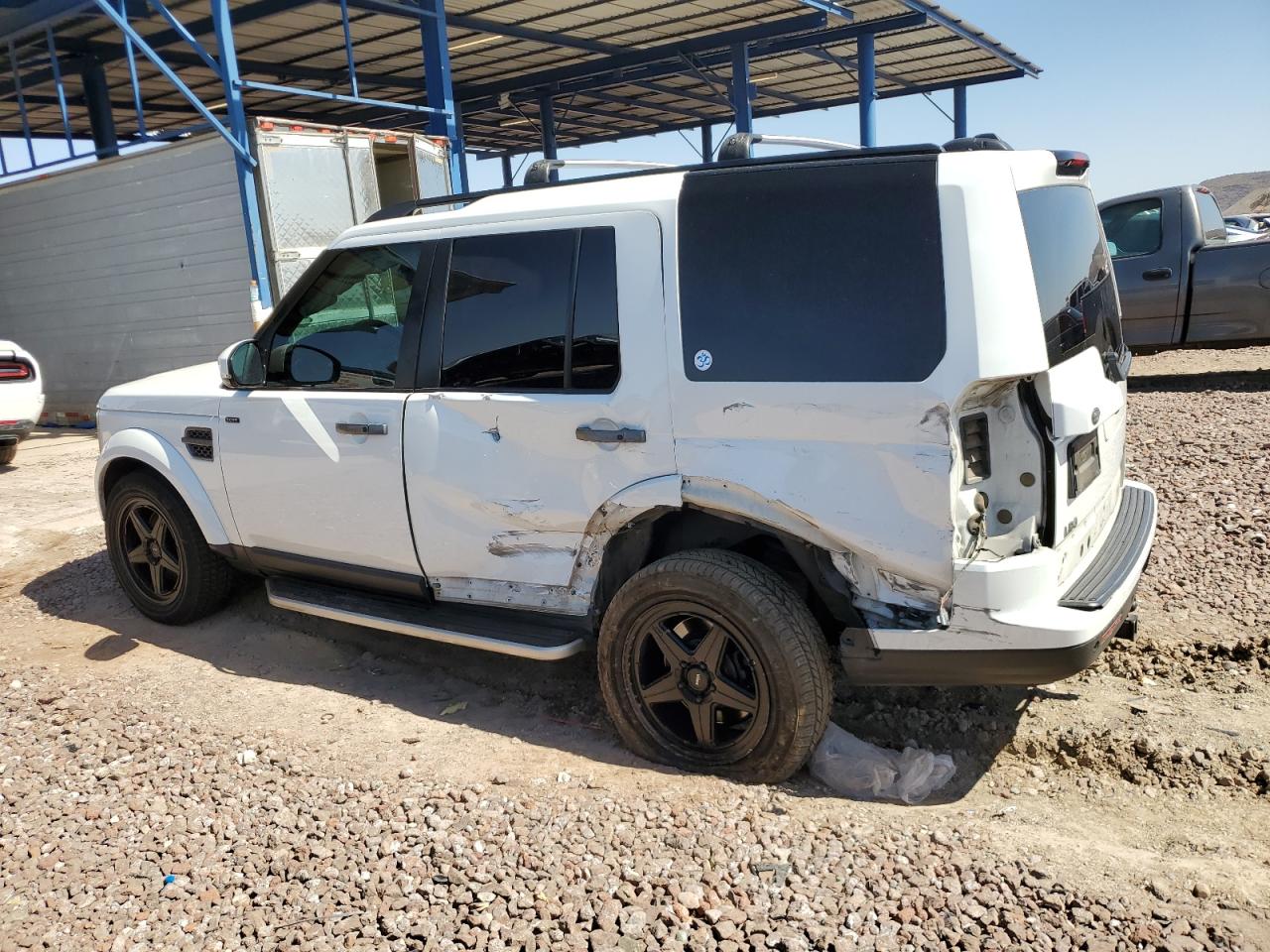 2016 Land Rover LR4 VIN SALAG2V64GA789744 Copart auction photo, side / rear end damage thumbnail 2