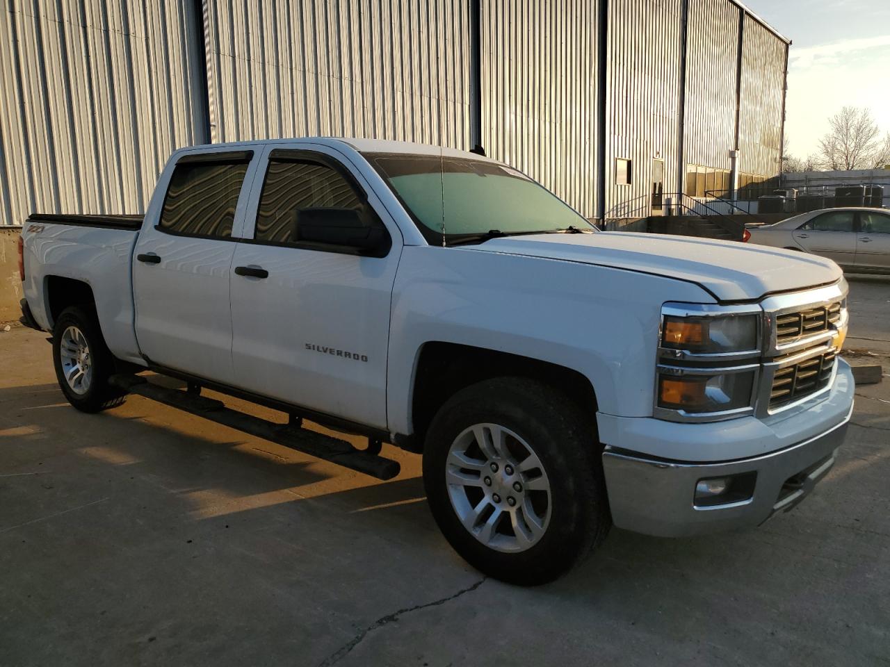 2014 Chevrolet Silverado VIN 3GCUKREC3EG289803 Copart auction photo, rear end damage thumbnail 4