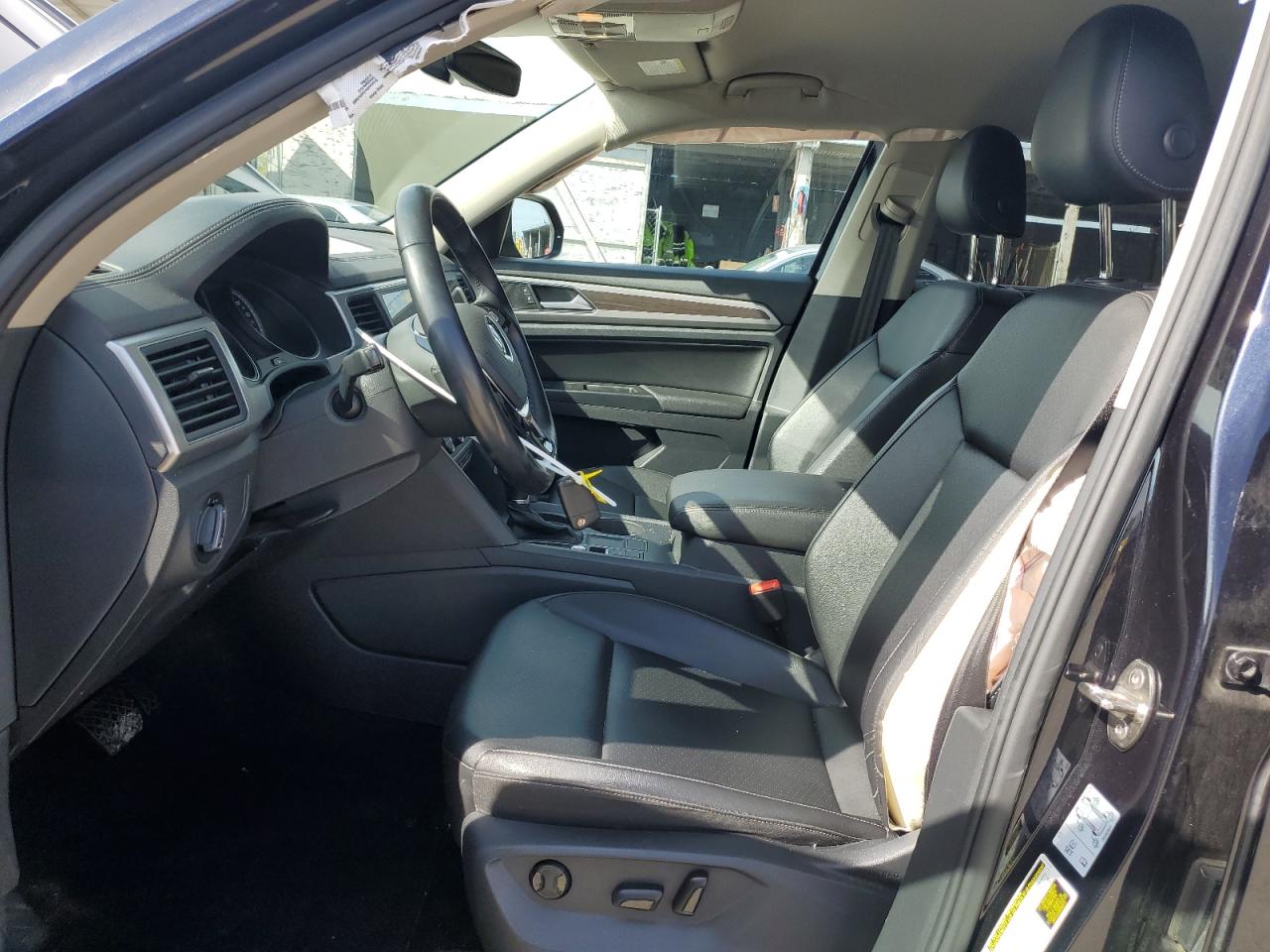 2018 Volkswagen Atlas VIN 1V2DR2CAXJC549243 Copart auction photo, side damage thumbnail 7