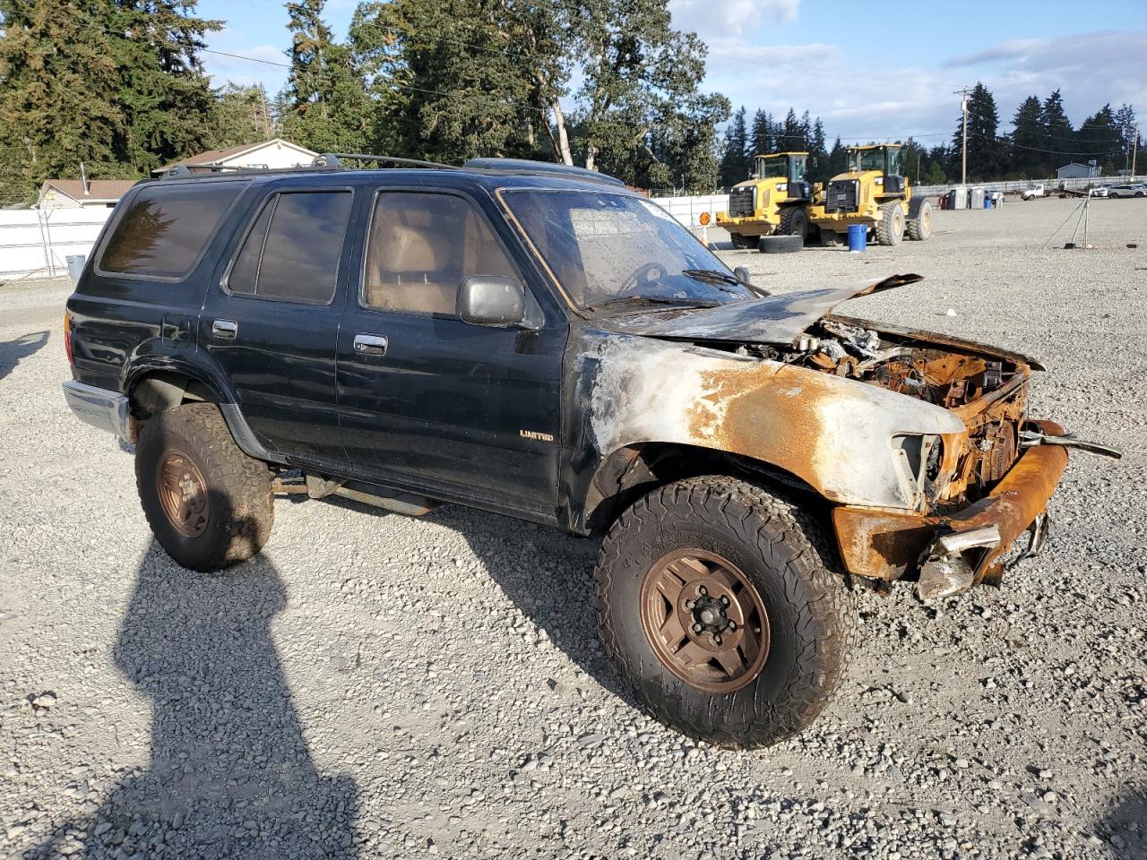 1995 Toyota 4Runner VIN JT3VN39W9S0210796 Copart auction photo, burn - engine damage thumbnail 4