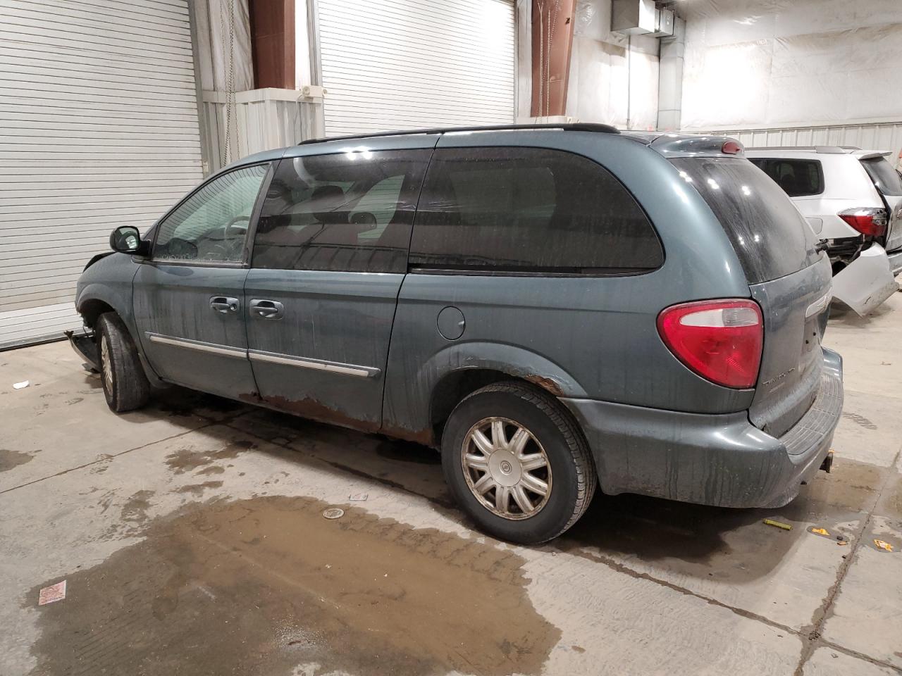 2007 Chrysler Town & Country VIN 2A4GP54L07R309960 Copart auction photo, front end damage thumbnail 2