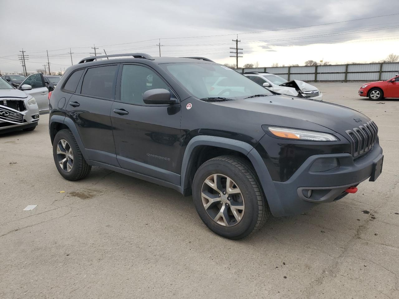 2015 Jeep Cherokee VIN 1C4PJMBS7FW785219 Copart auction photo, minor dent/scratches damage thumbnail 4