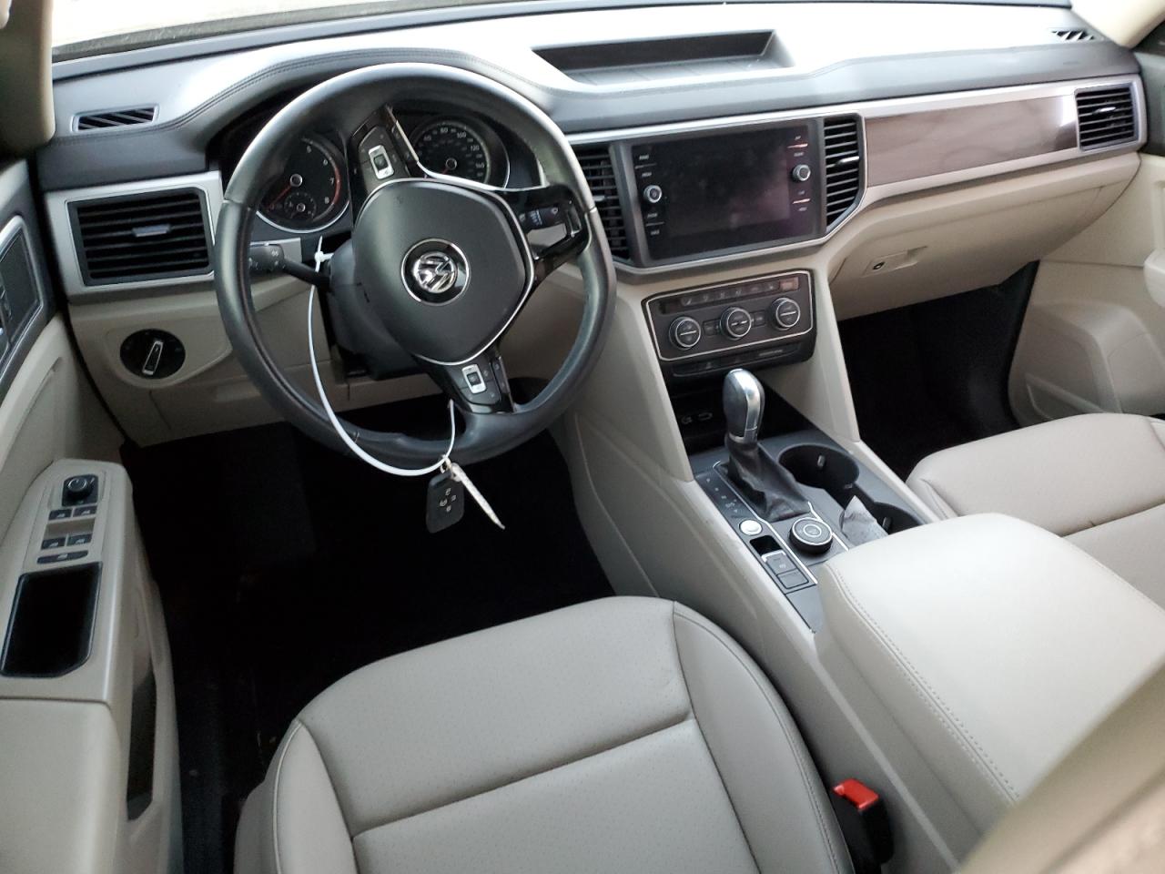 2019 Volkswagen Atlas VIN 1V2UR2CAXKC615016 Copart auction photo, front end / side damage thumbnail 8