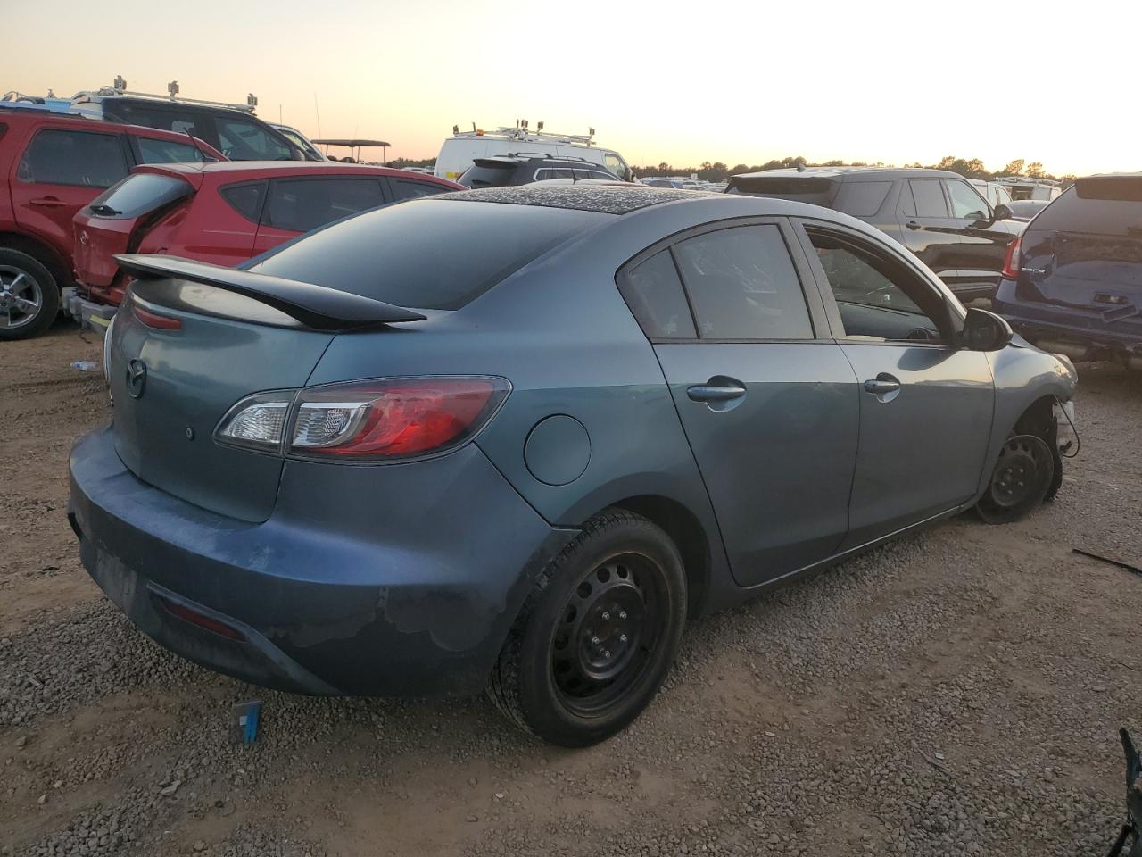 2010 Mazda 3 VIN JM1BL1SF2A1262038 Copart auction photo, front end / side damage thumbnail 3