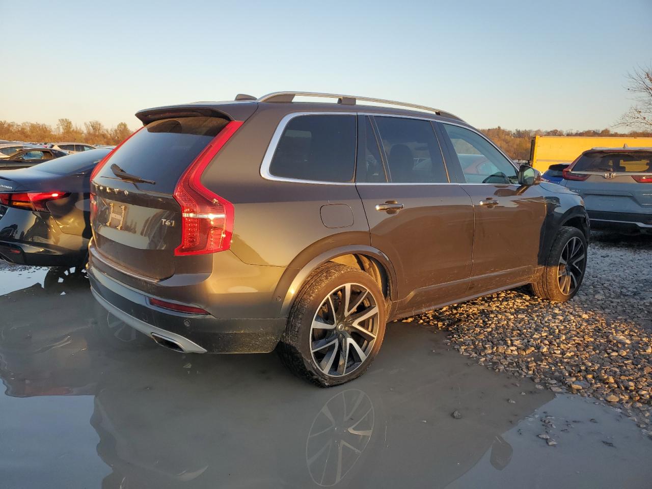 2018 Volvo XC90 VIN YV4A22PK2J1331415 Copart auction photo, front end damage thumbnail 3