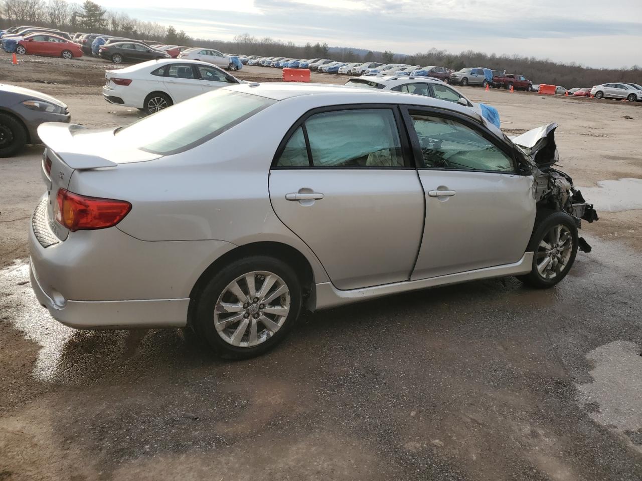 2009 Toyota Corolla VIN 2T1BU40E09C117001 Copart auction photo, front end / side damage thumbnail 3