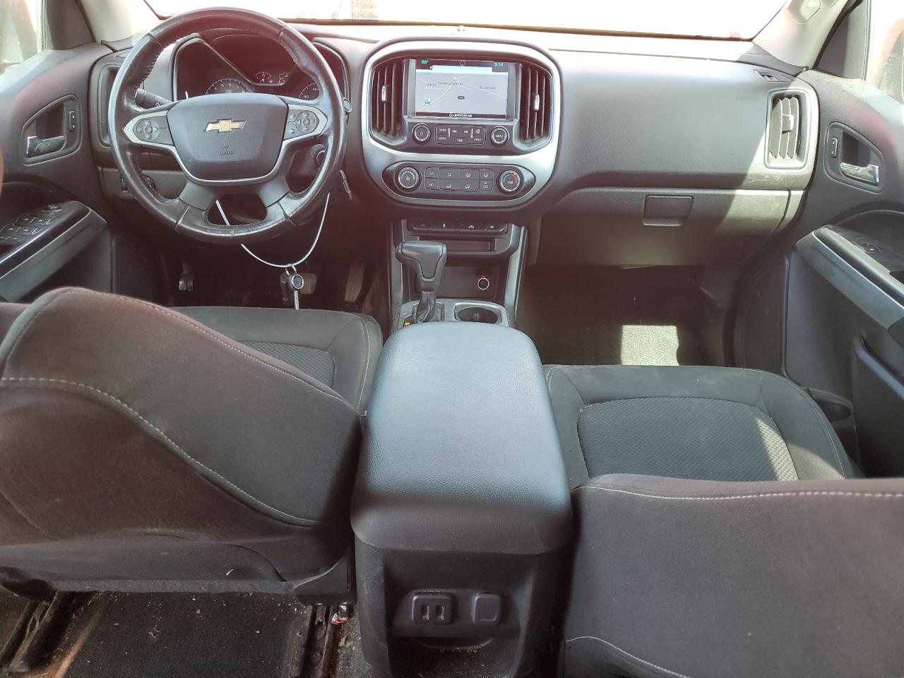 2016 Chevrolet Colorado VIN 1GCGSCE30G1304334 Copart auction photo, front end / minor dent/scratches damage thumbnail 8