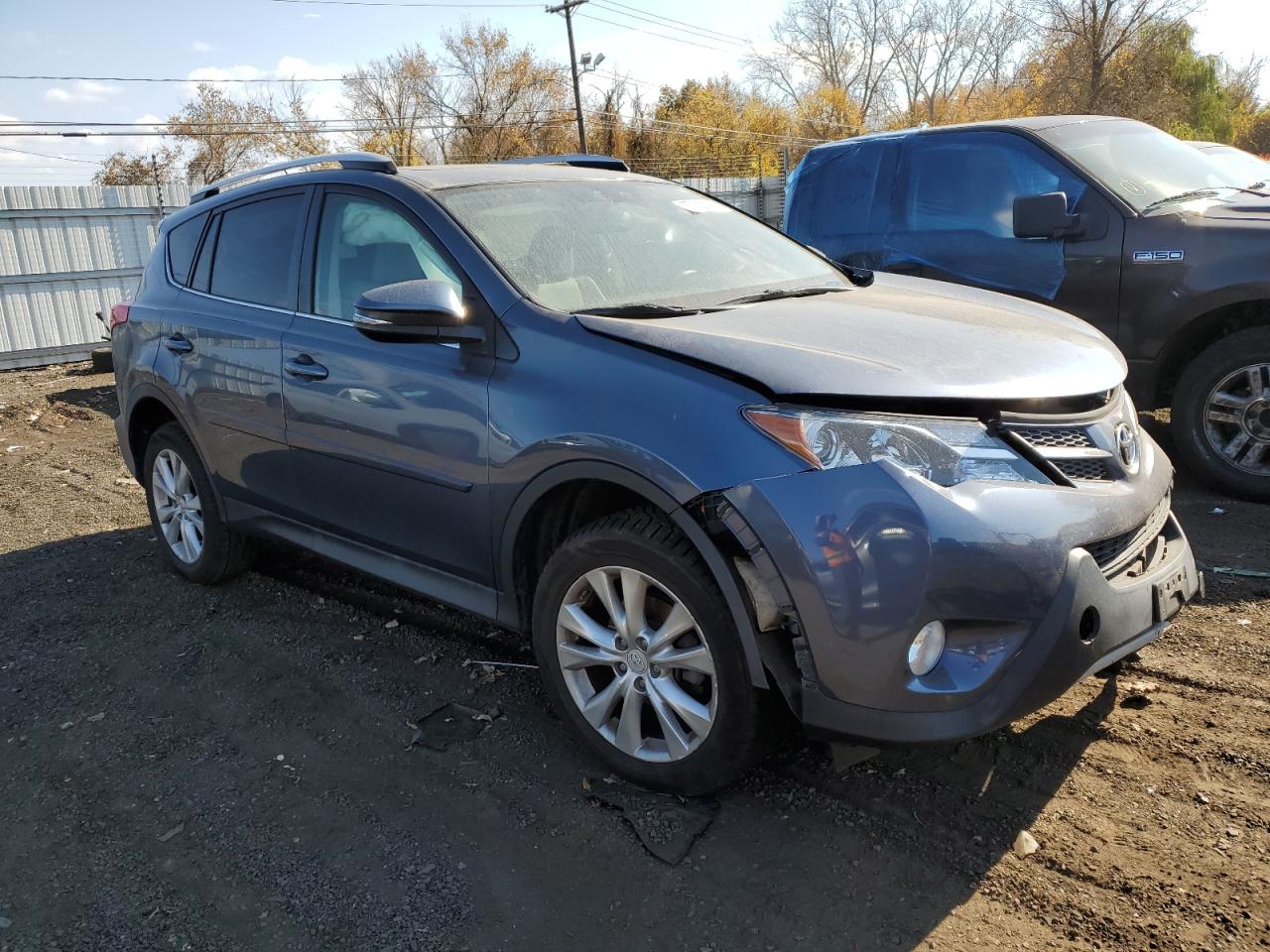 2014 Toyota RAV 4 VIN 2T3DFREV1EW185042 Copart auction photo, front end / side damage thumbnail 4