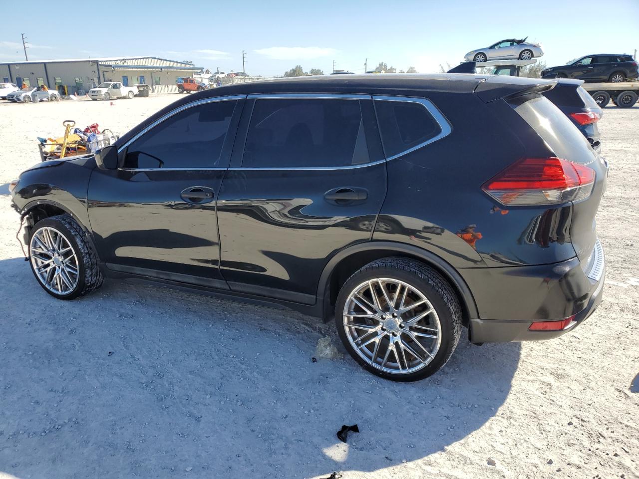 2017 Nissan Rogue VIN 5N1AT2MT8HC834454 Copart auction photo, front end damage thumbnail 2