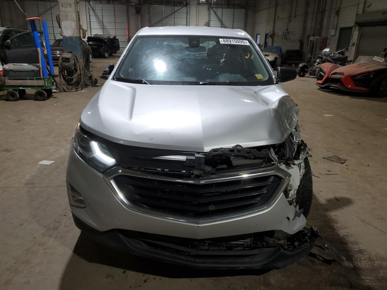 2020 Chevrolet Equinox VIN 3GNAXHEV9LS554953 Copart auction photo, all over damage thumbnail 5