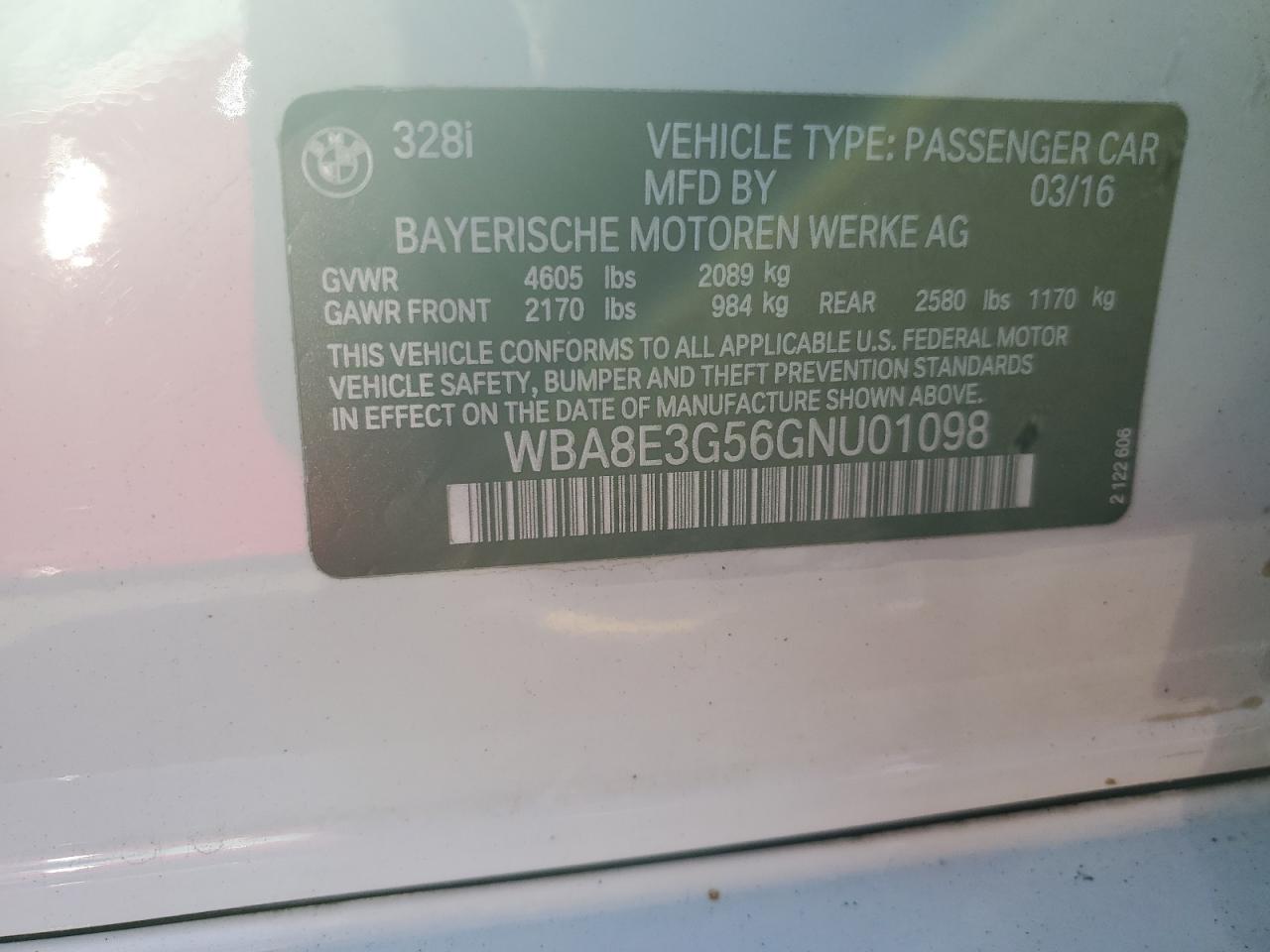 2016 BMW 3er VIN WBA8E3G56GNU01098 Copart auction photo, front end / minor dent/scratches damage thumbnail 14