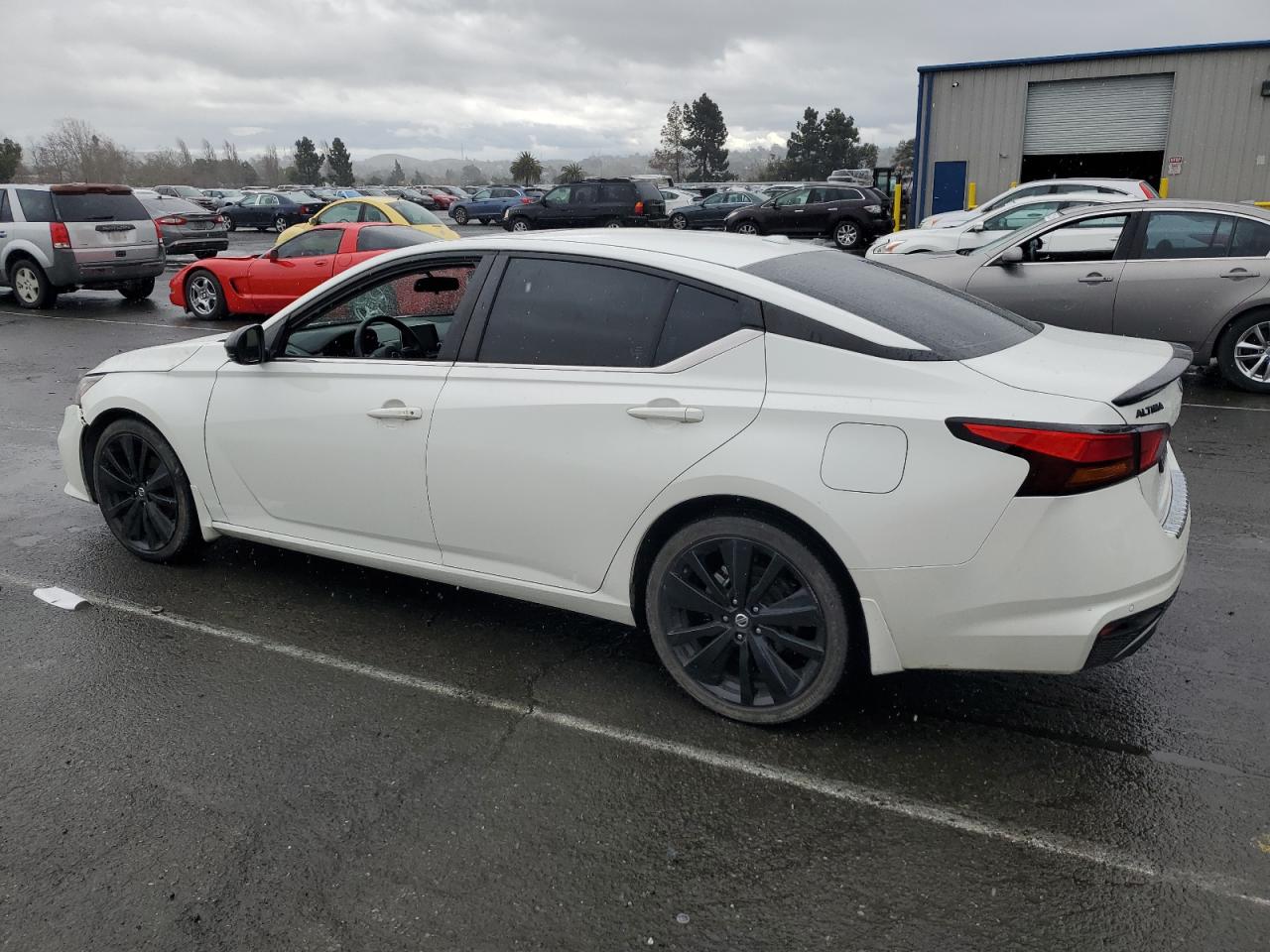 2022 Nissan Altima VIN 1N4BL4CV0NN354003 Copart auction photo, front end damage thumbnail 2