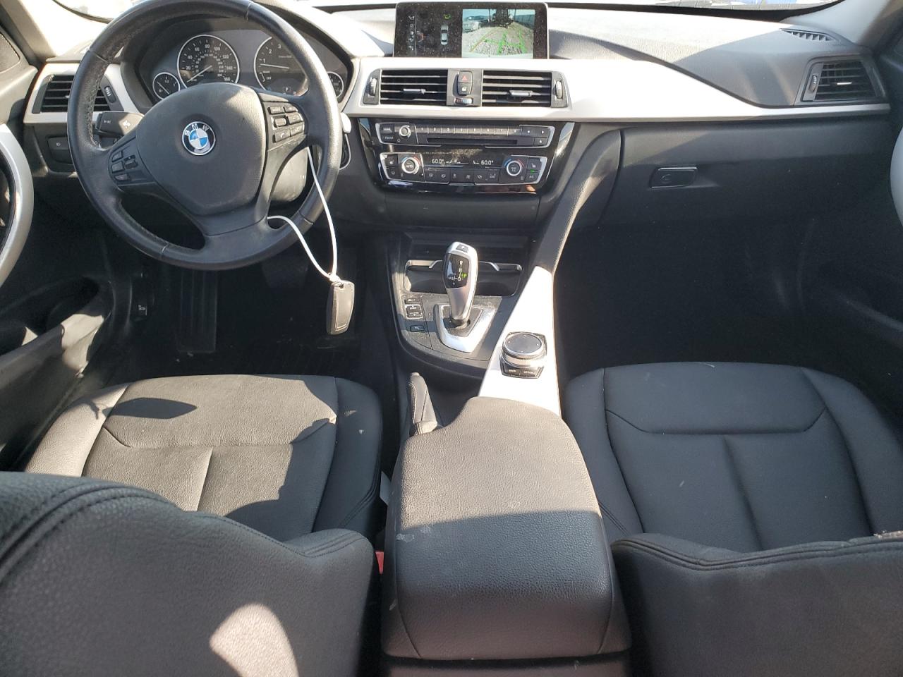 2017 BMW 3er VIN WBA8A3C32HA066897 Copart auction photo, hail damage thumbnail 8