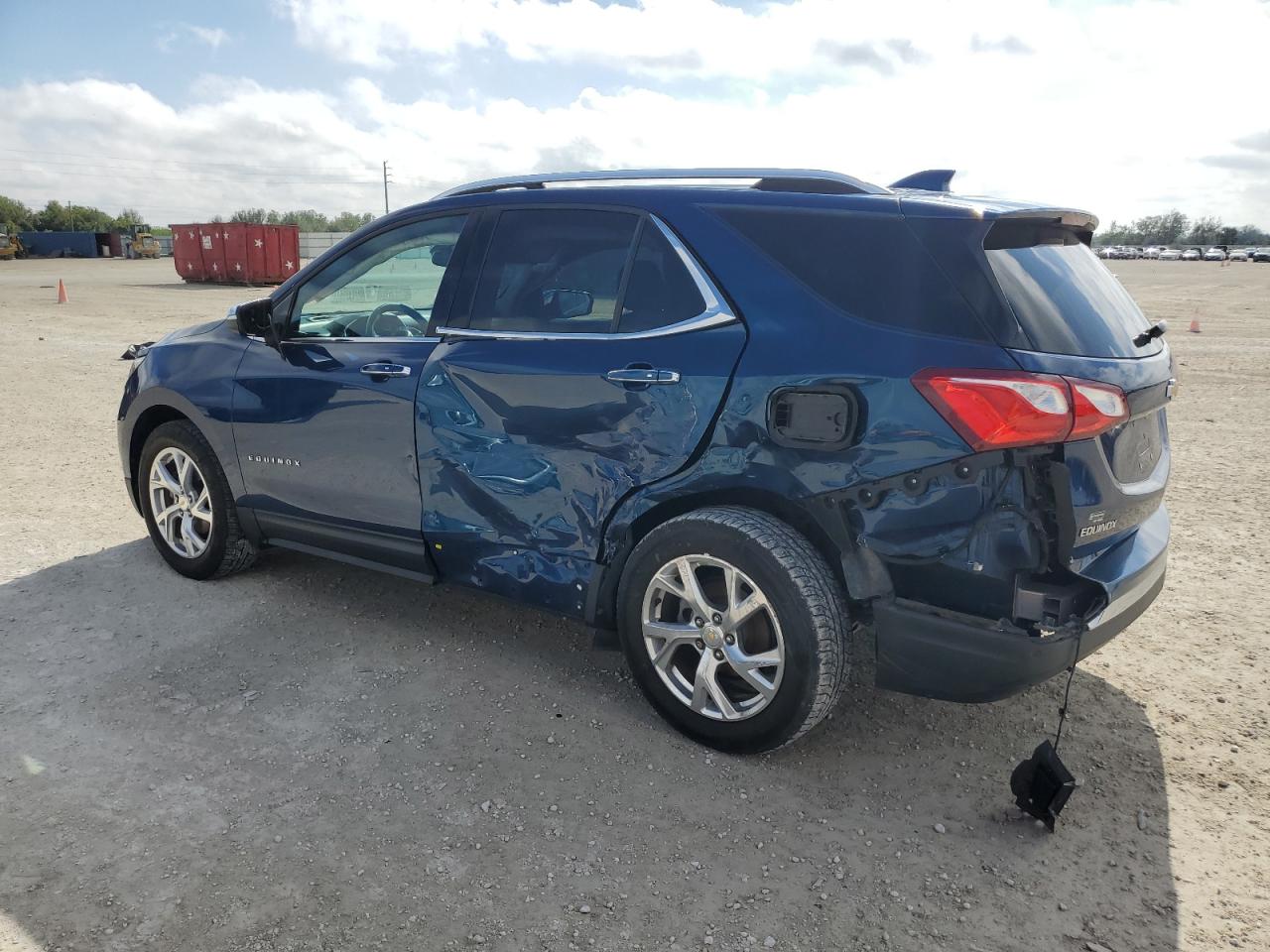 2019 Chevrolet Equinox VIN 2GNAXNEV8K6220778 Copart auction photo, side / rear end damage thumbnail 2