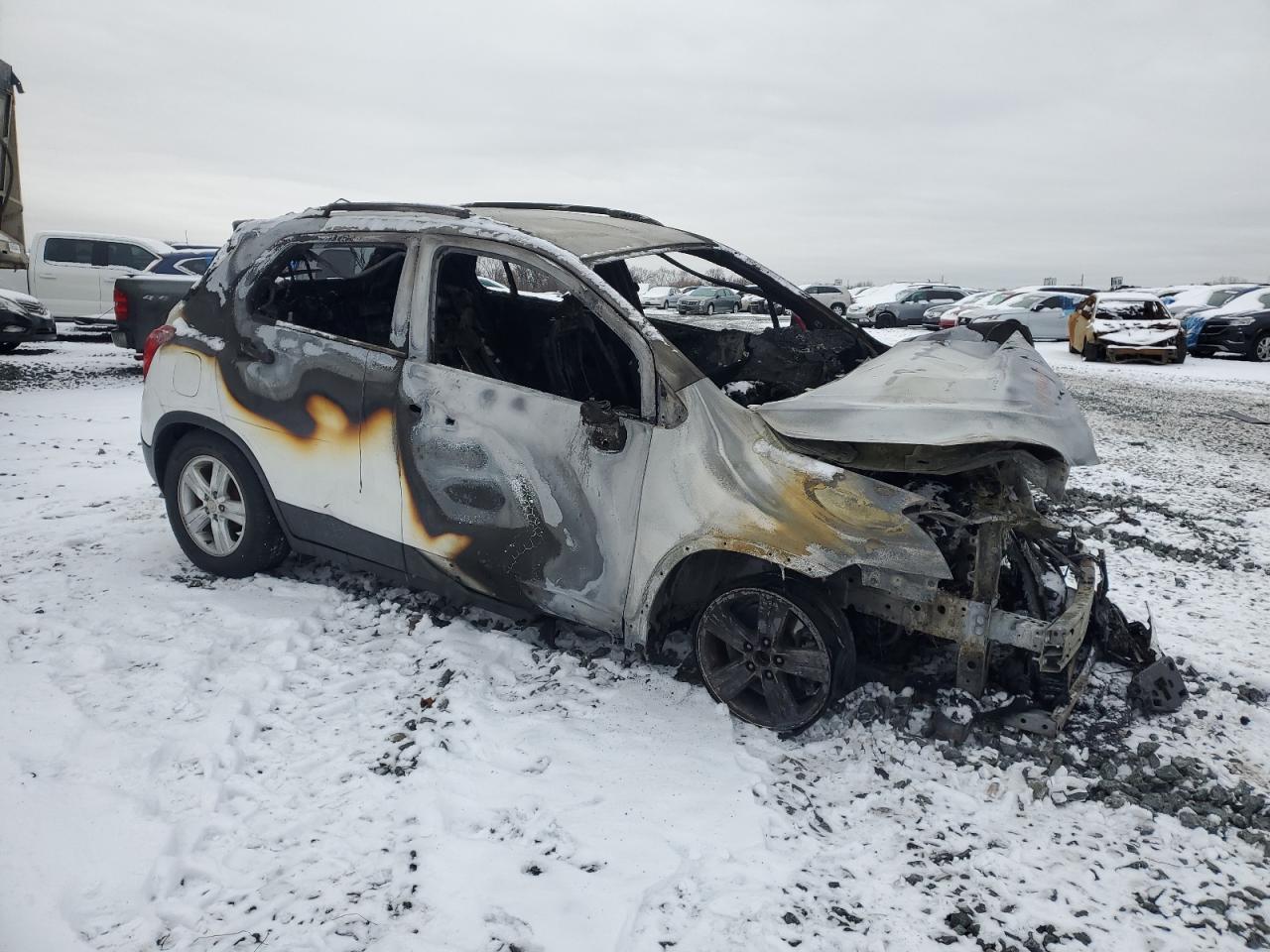 2016 Chevrolet Trax VIN 3GNCJLSB6GL166747 Copart auction photo, burn damage thumbnail 4