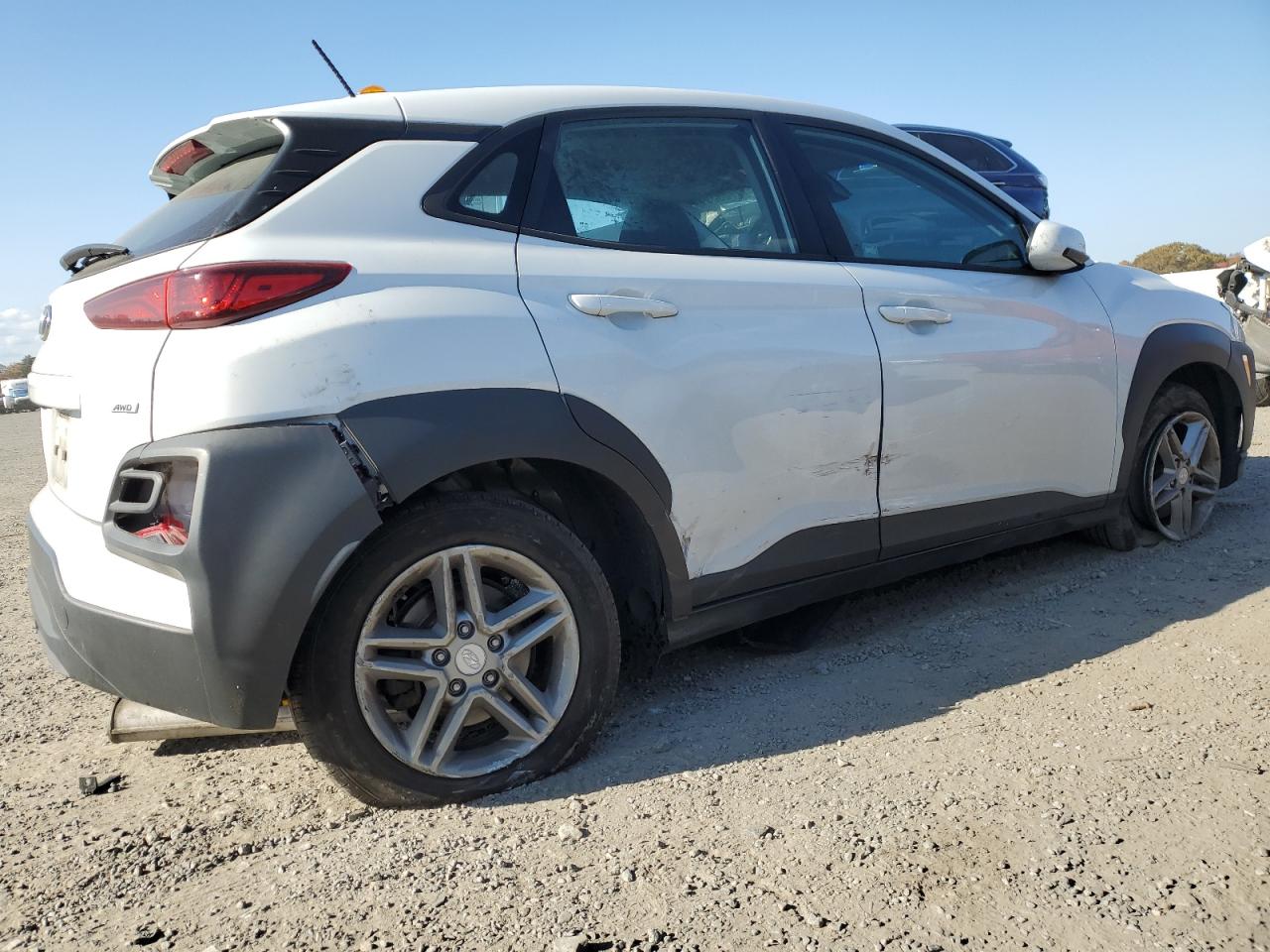 2020 Hyundai Kona VIN KM8K1CAA1LU434421 Copart auction photo, all over damage thumbnail 3