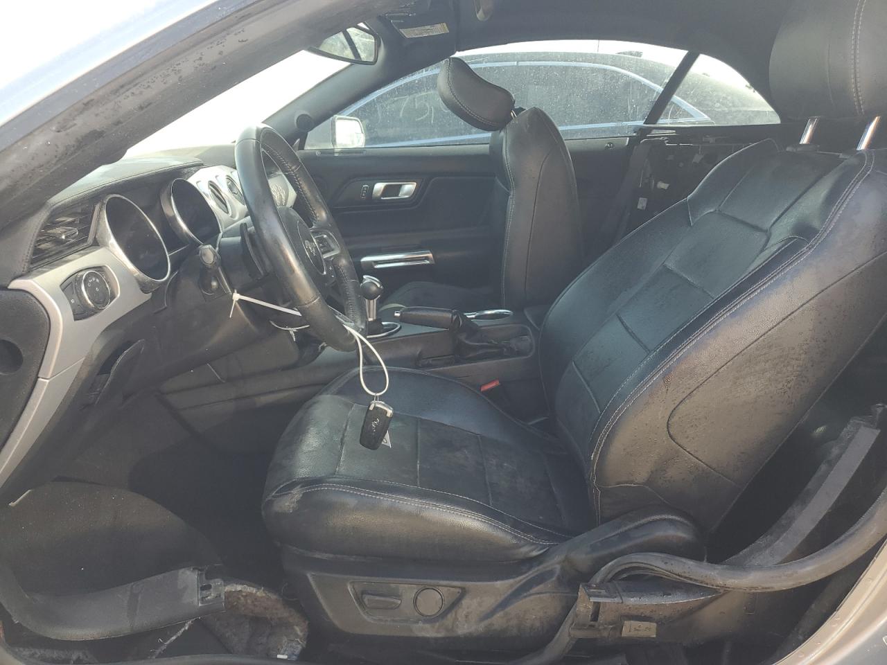 2020 Ford Mustang VIN 1FATP8UH1L5137551 Copart auction photo, water/flood damage thumbnail 7