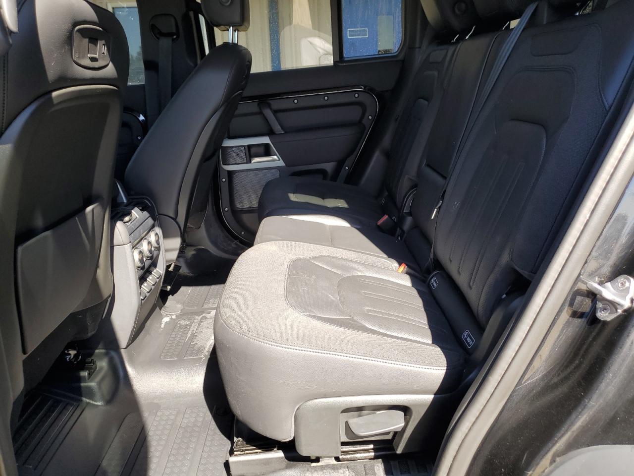 2020 Land Rover Defender VIN SALEJEEX4L2021585 Copart auction photo, water/flood damage thumbnail 11