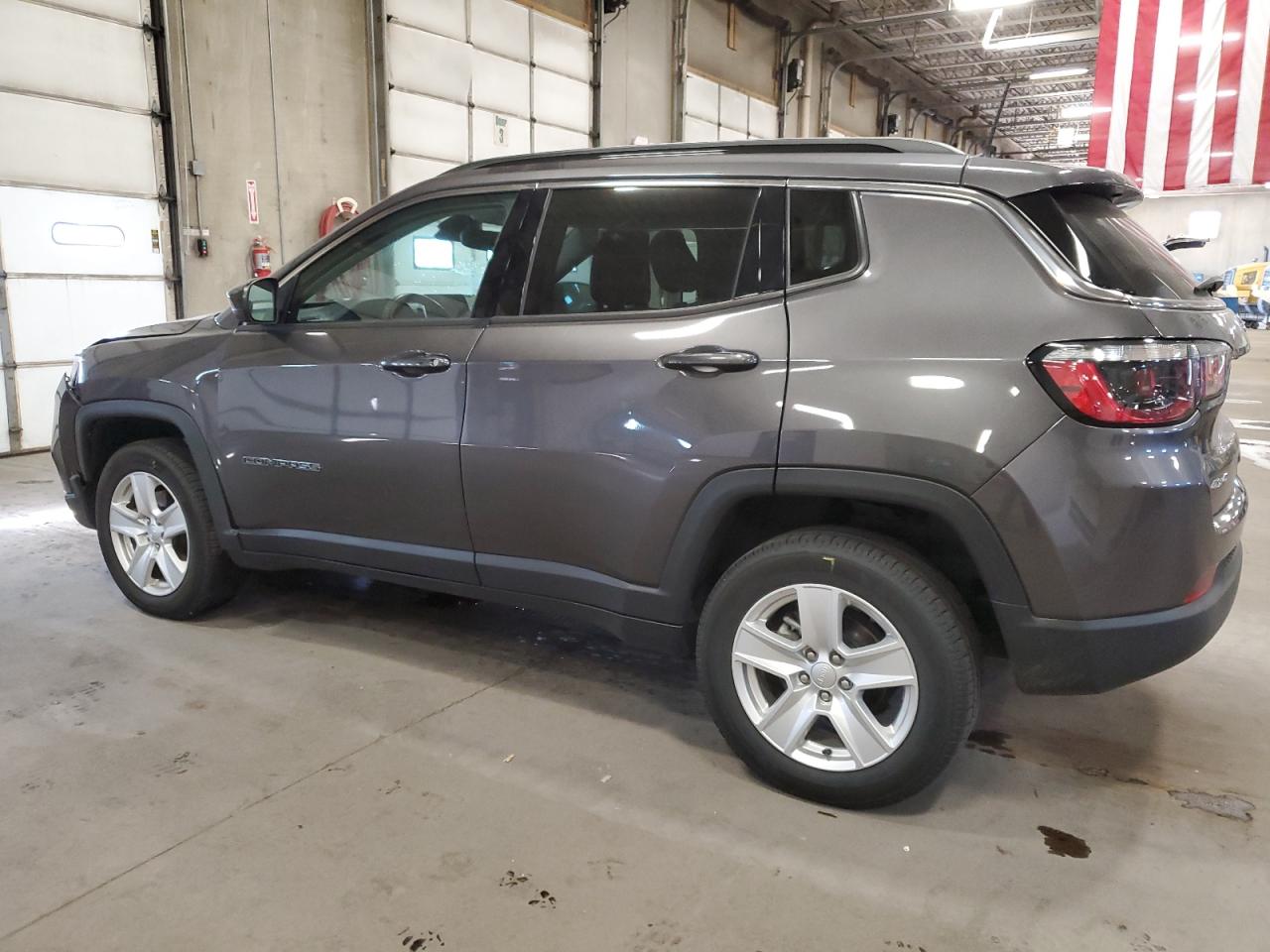 2022 Jeep Compass VIN 3C4NJDBB4NT120757 Copart auction photo, front end / hail damage thumbnail 2