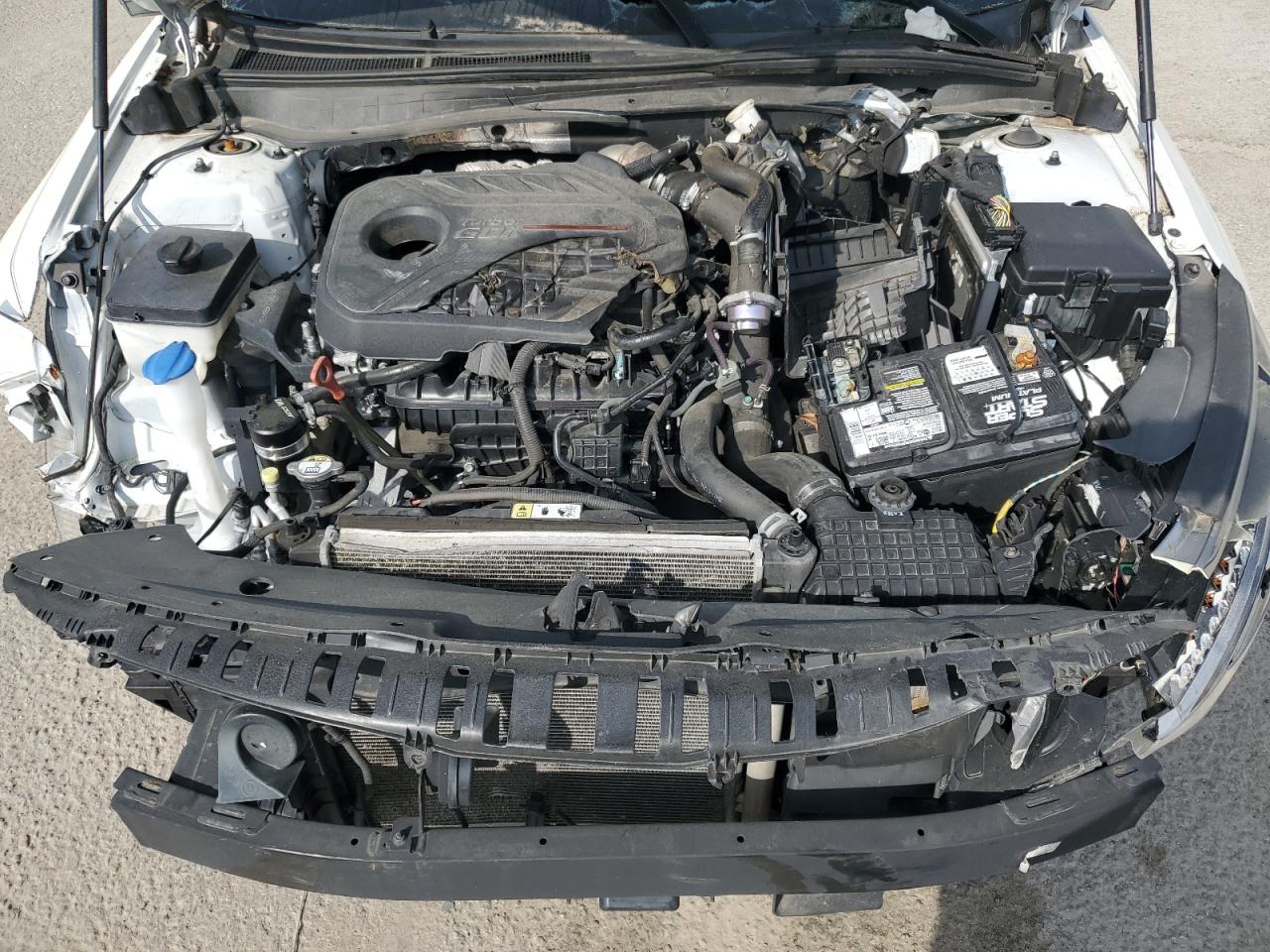 2016 KIA Optima VIN 5XXGV4L22GG077868 Copart auction photo, front end damage thumbnail 11