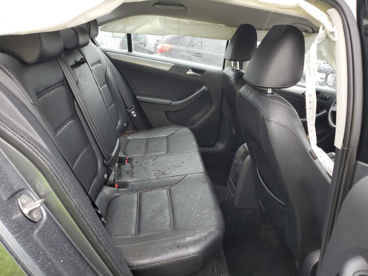 2016 Volkswagen Jetta VIN 3VWD67AJ4GM386300 Copart auction photo, front end damage thumbnail 10
