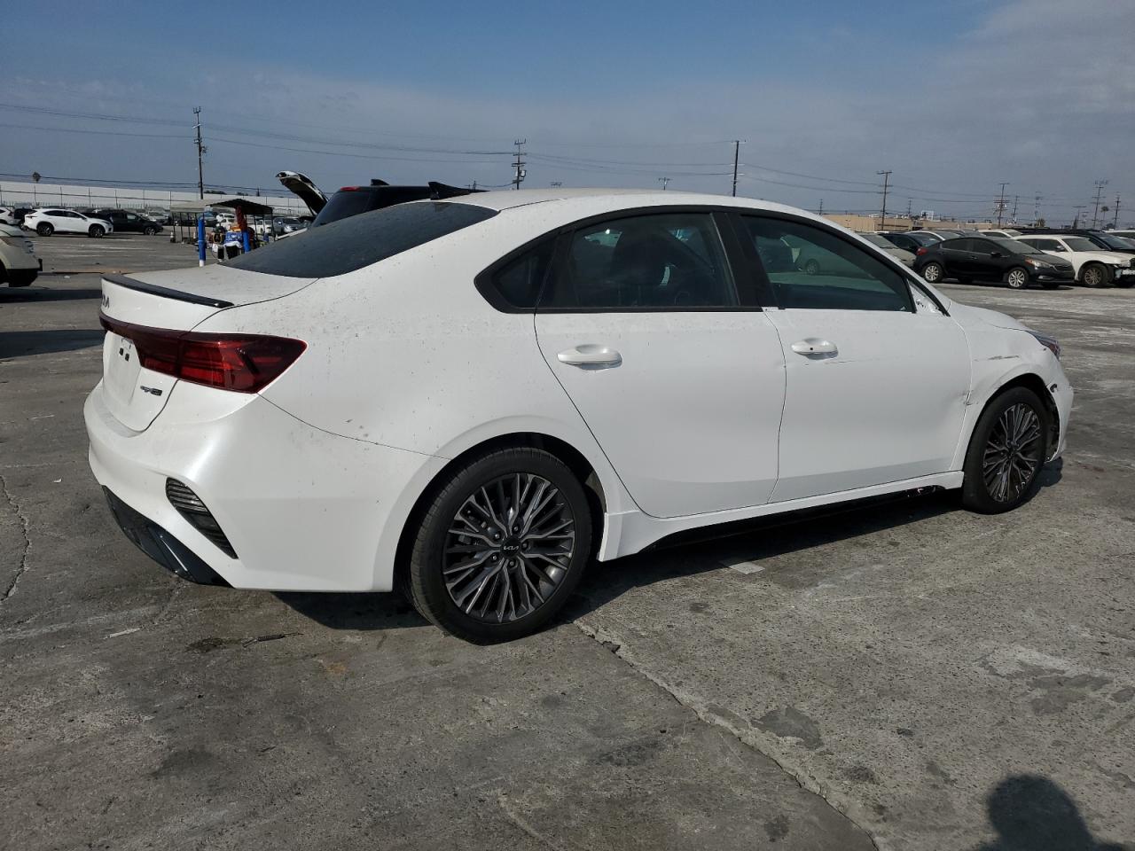 2024 KIA Forte VIN 3KPF54AD5RE730088 Copart auction photo, front end damage thumbnail 3
