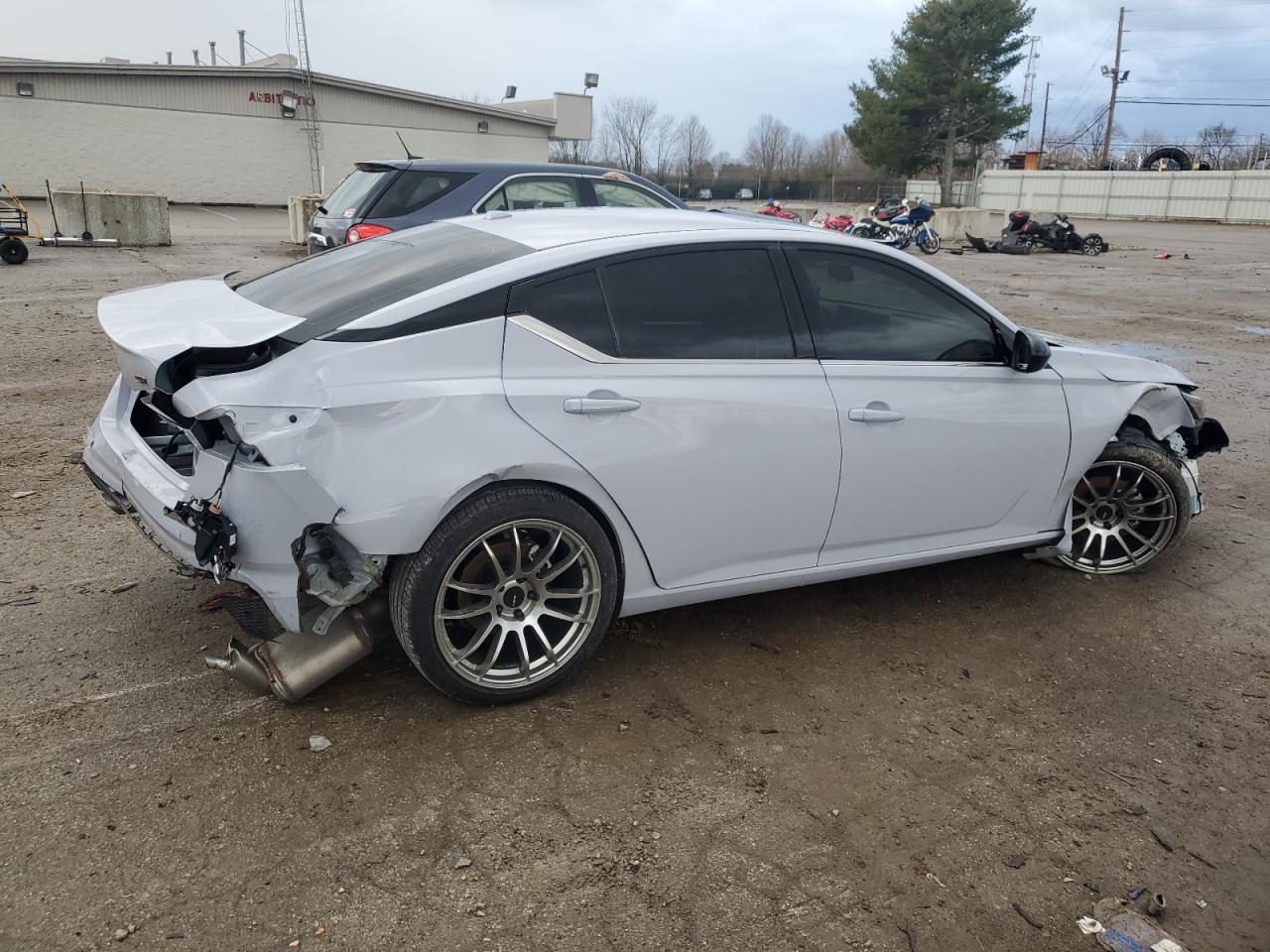 2024 Nissan Altima VIN 1N4BL4CV0RN407725 Copart auction photo, all over damage thumbnail 3