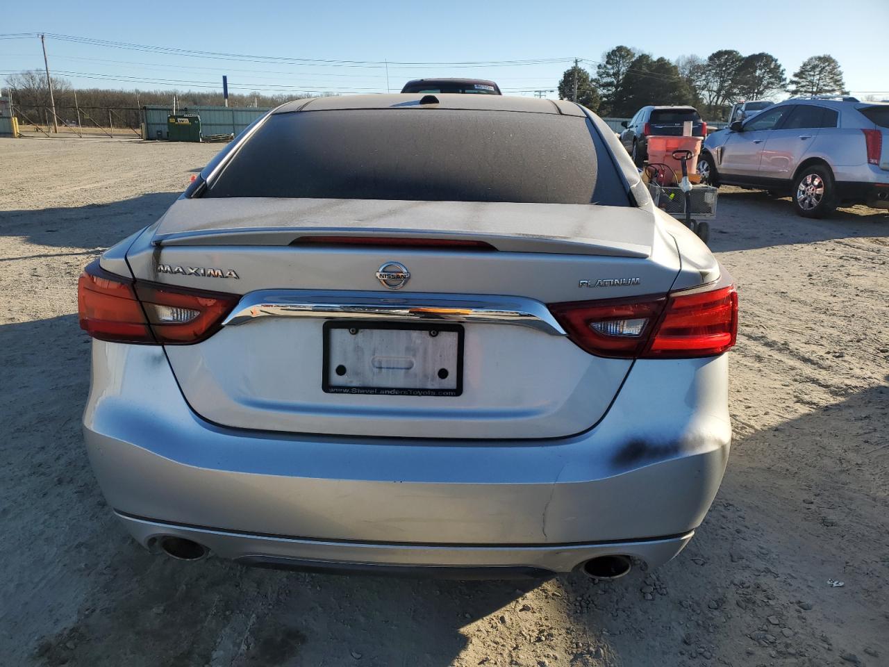 2017 Nissan Maxima VIN 1N4AA6AP7HC439180 Copart auction photo, vandalism damage thumbnail 6