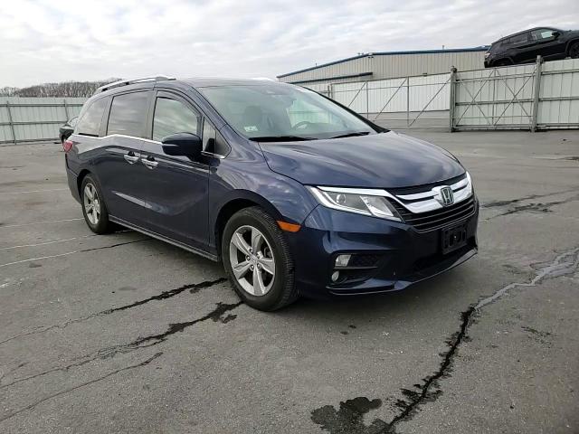 2018 Honda Odyssey VIN 5FNRL6H72JB059587 Copart auction photo, rear end / minor dent/scratches damage thumbnail 11