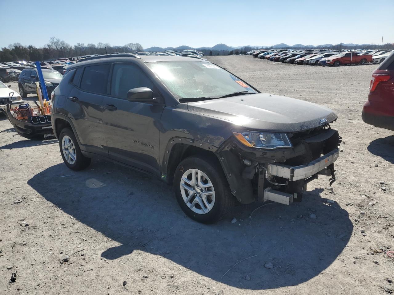 2017 Jeep Compass VIN 3C4NJDAB4HT647350 Copart auction photo, front end damage thumbnail 4
