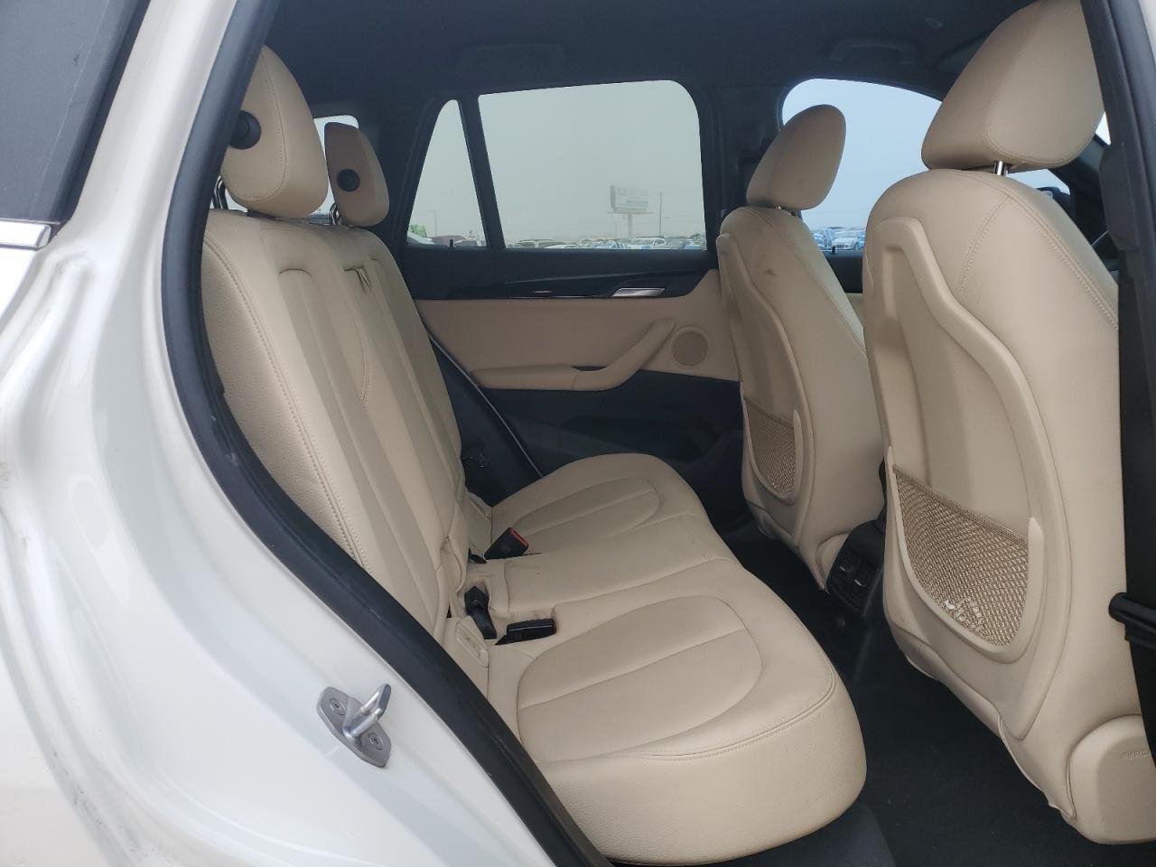 2017 BMW X1 VIN WBXHU7C31H5H36102 Copart auction photo, front end / minor dent/scratches damage thumbnail 11