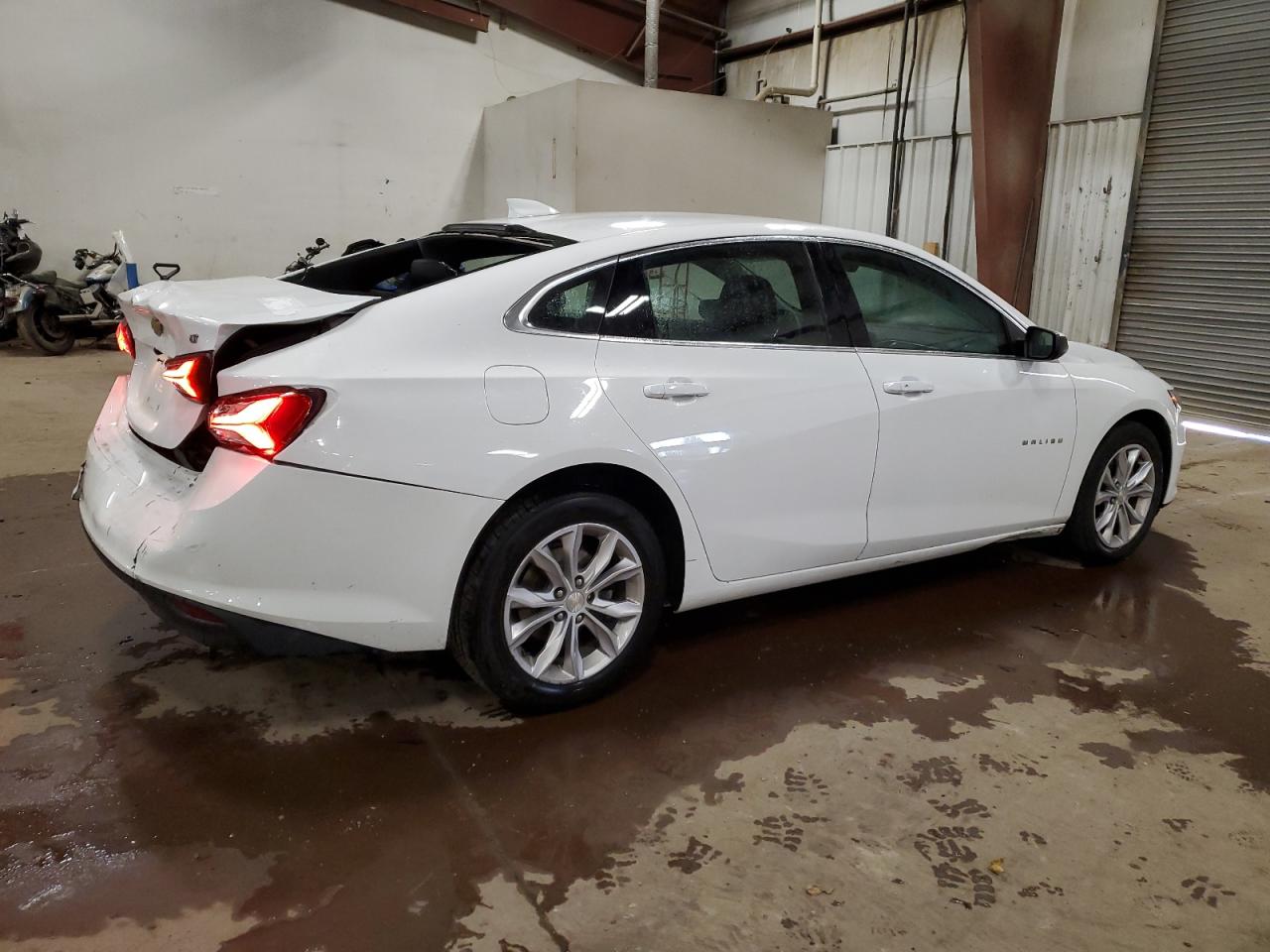 2019 Chevrolet Malibu VIN 1G1ZD5ST3KF176226 Copart auction photo, rear end damage thumbnail 3