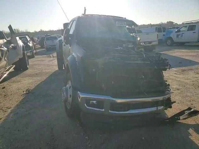 2017 Ford F450 VIN 1FT8W4DT3HEC73199 Copart auction photo, front end / all over damage thumbnail 13