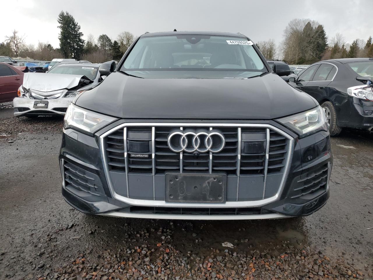 2023 Audi Q7 VIN WA1ACBF77PD007634 Copart auction photo, side / front end damage thumbnail 5