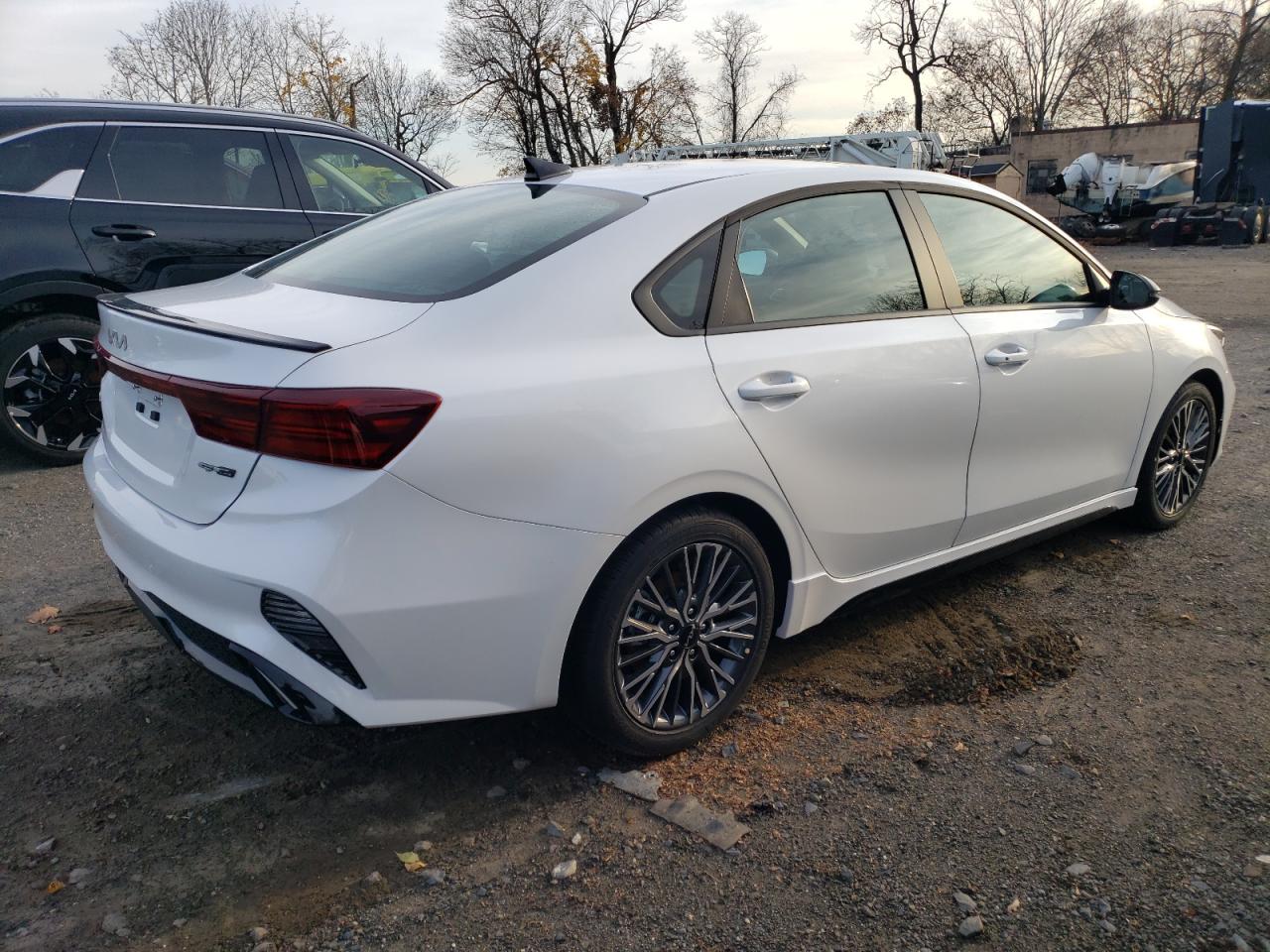 2024 KIA Forte VIN 3KPF54AD8RE819363 Copart auction photo, water/flood damage thumbnail 3