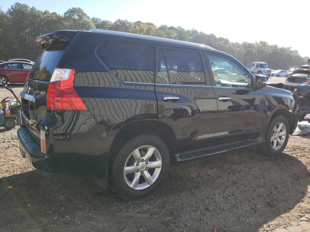 2011 Lexus GX VIN JTJBM7FX0B5025445 Copart auction photo, front end / rear end damage thumbnail 3