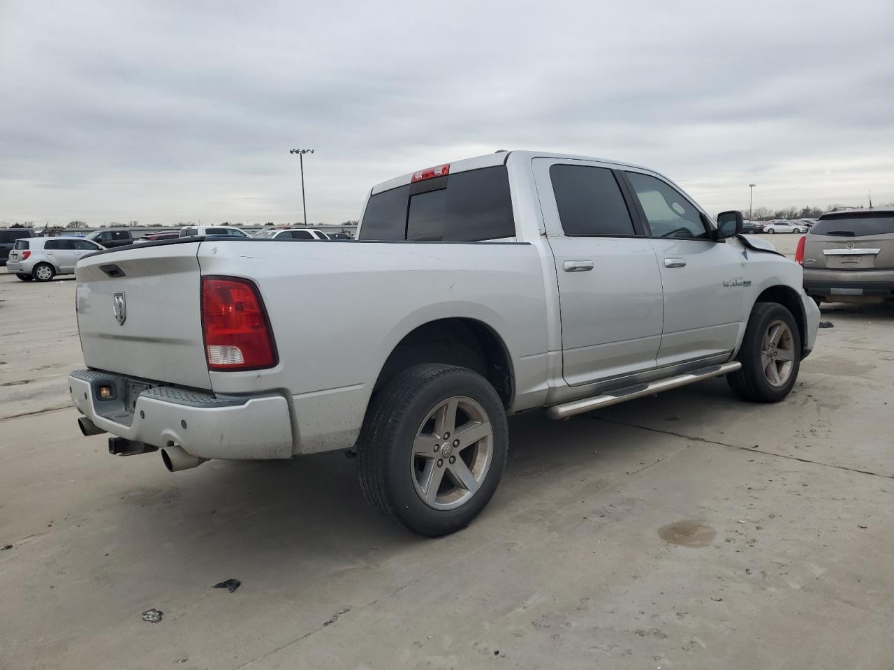 2009 Dodge RAM VIN 1D3HB13T59S710142 Copart auction photo, front end damage thumbnail 3