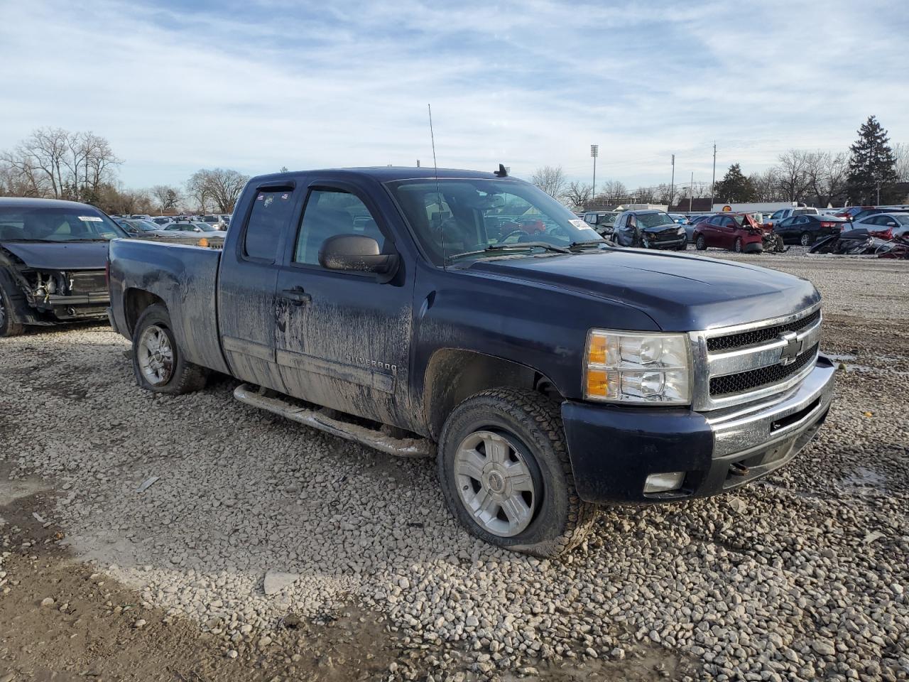 2011 Chevrolet Silverado VIN 1GCRKSE39BZ164782 Copart auction photo, rear end / front end damage thumbnail 4