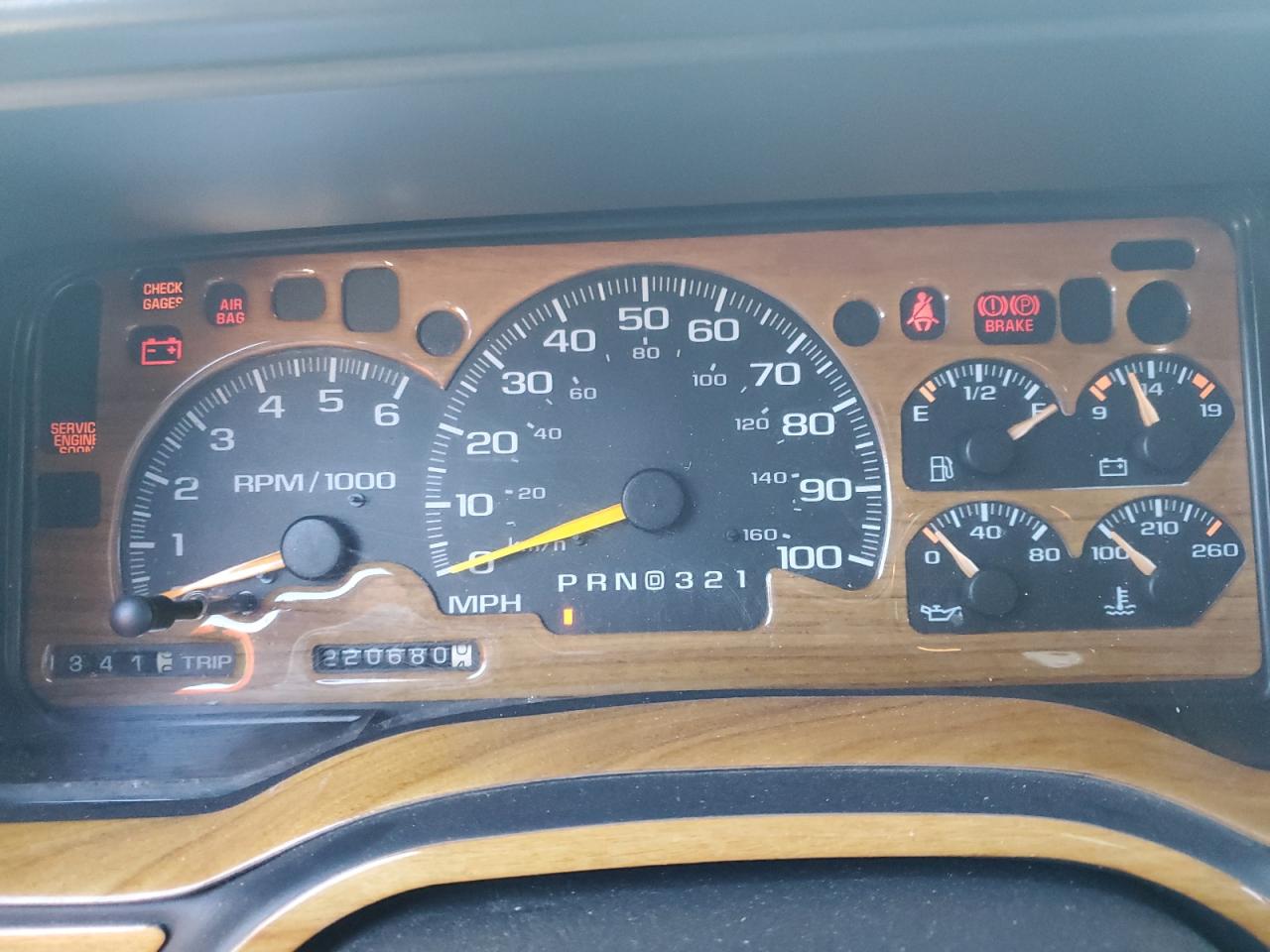 1999 Chevrolet Tahoe VIN 1GNEK13R6XJ433446 Copart auction photo, front end damage thumbnail 9