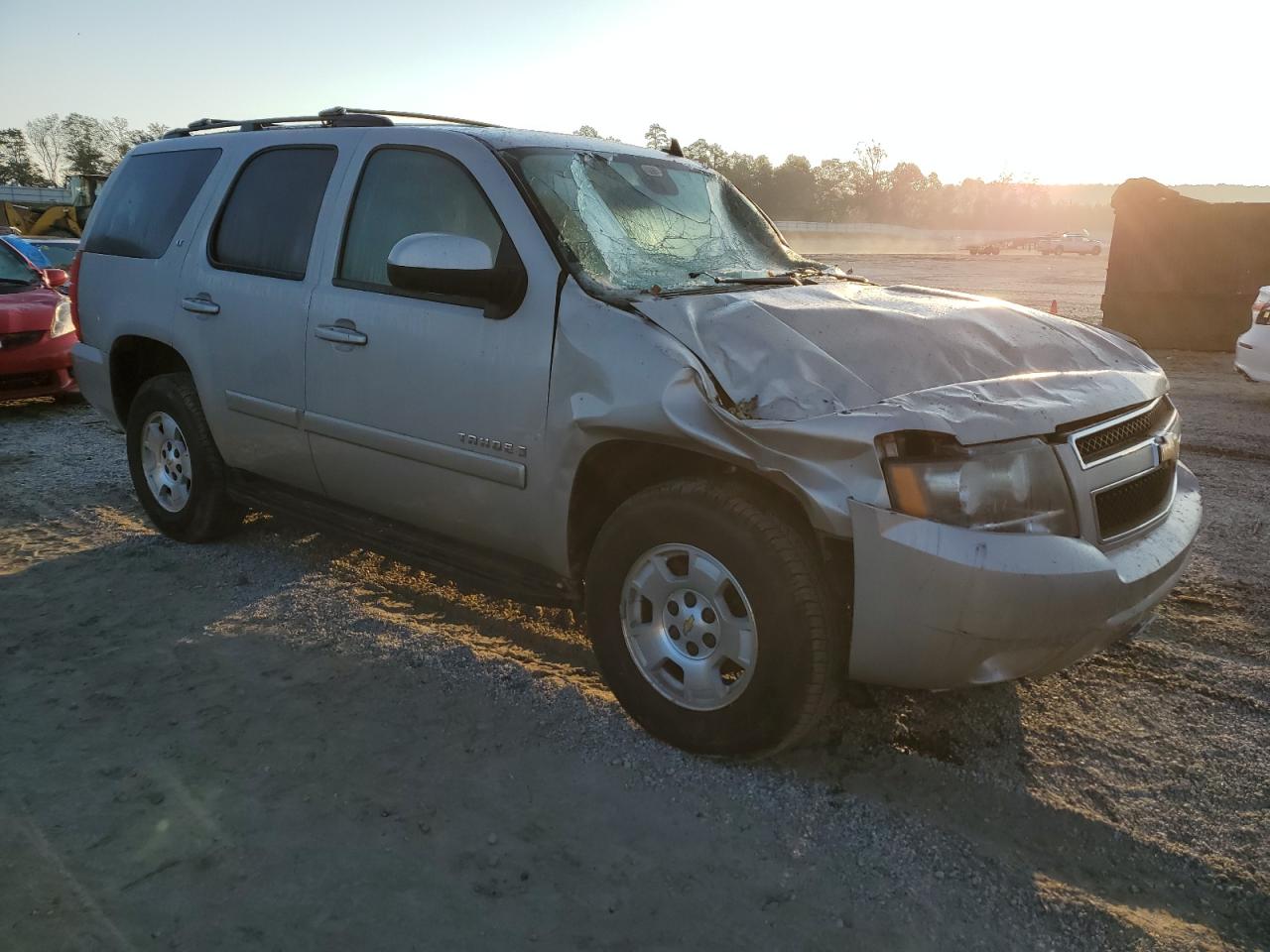 2008 Chevrolet Tahoe VIN 1GNFK13018R266261 Copart auction photo, top/roof damage thumbnail 4