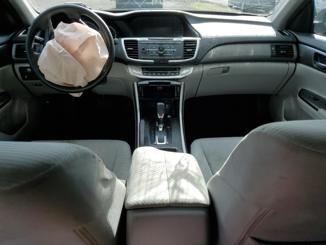 2015 Honda Accord VIN 1HGCR2F37FA112184 Copart auction photo, front end damage thumbnail 8