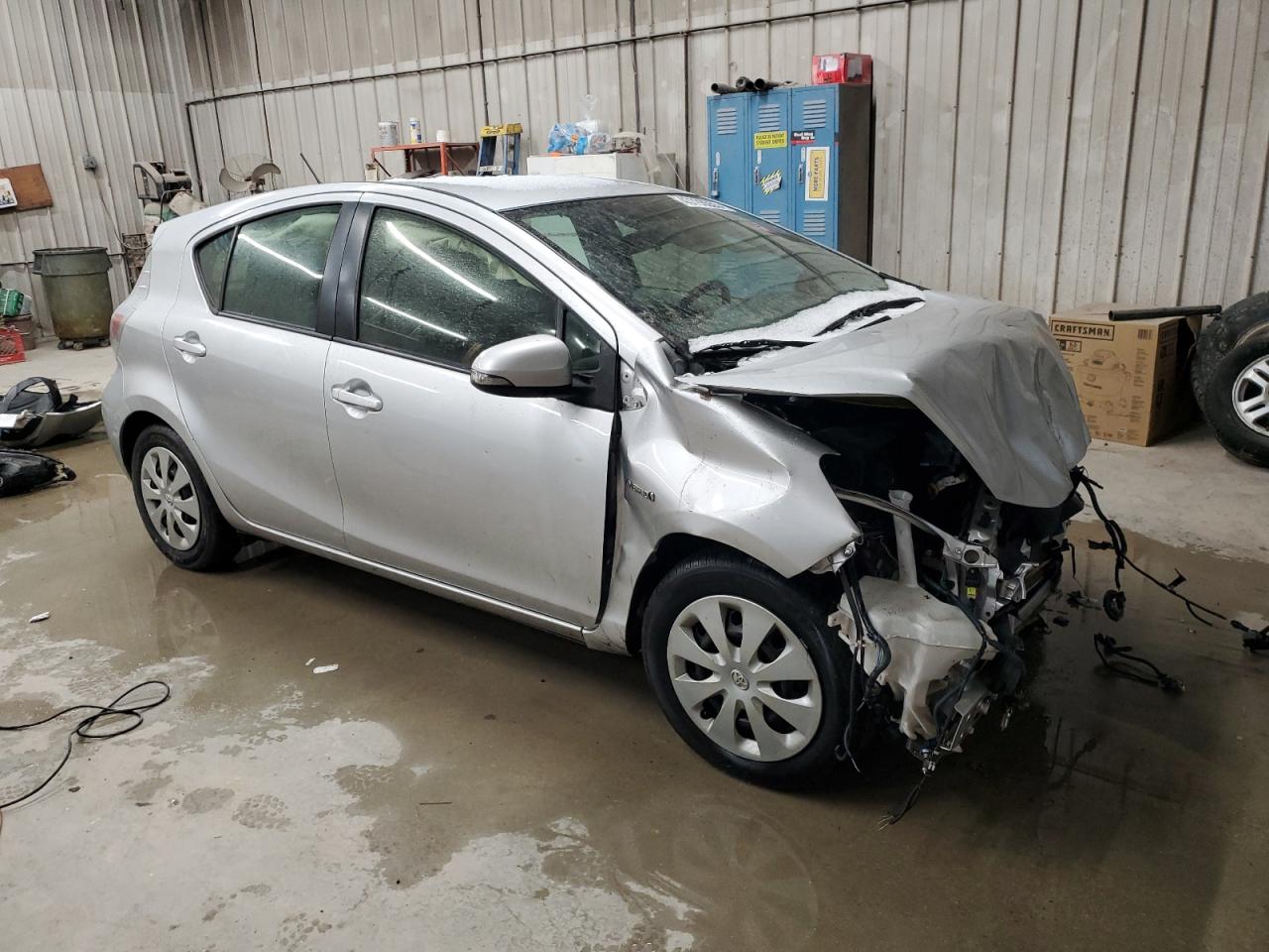 2013 Toyota Prius VIN JTDKDTB31D1033790 Copart auction photo, front end / side damage thumbnail 4