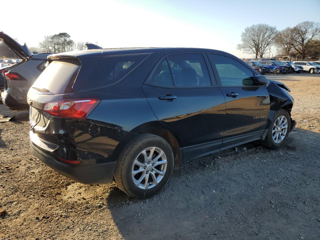 2020 Chevrolet Equinox VIN 2GNAXHEV2L6124888 Copart auction photo, front end damage thumbnail 3