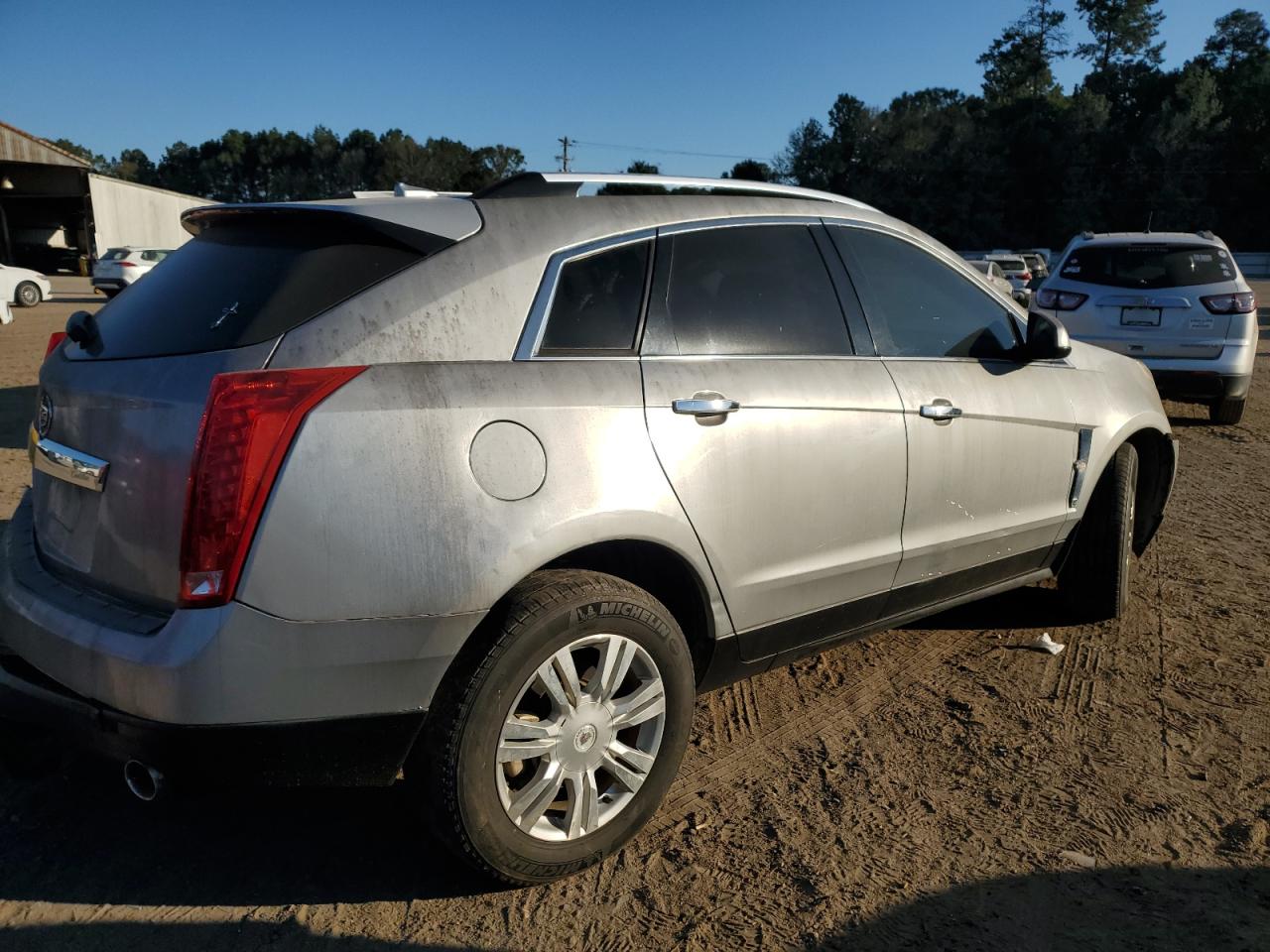 2011 Cadillac SRX VIN 3GYFNAEY6BS538465 Copart auction photo, front end / rear end damage thumbnail 3